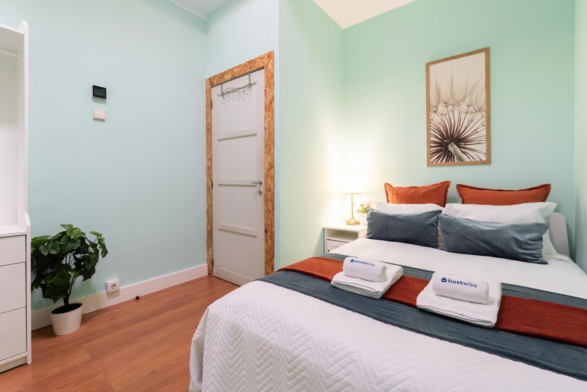 Host Wise - Colorful Bright Flat With Balcony Apartment Porto