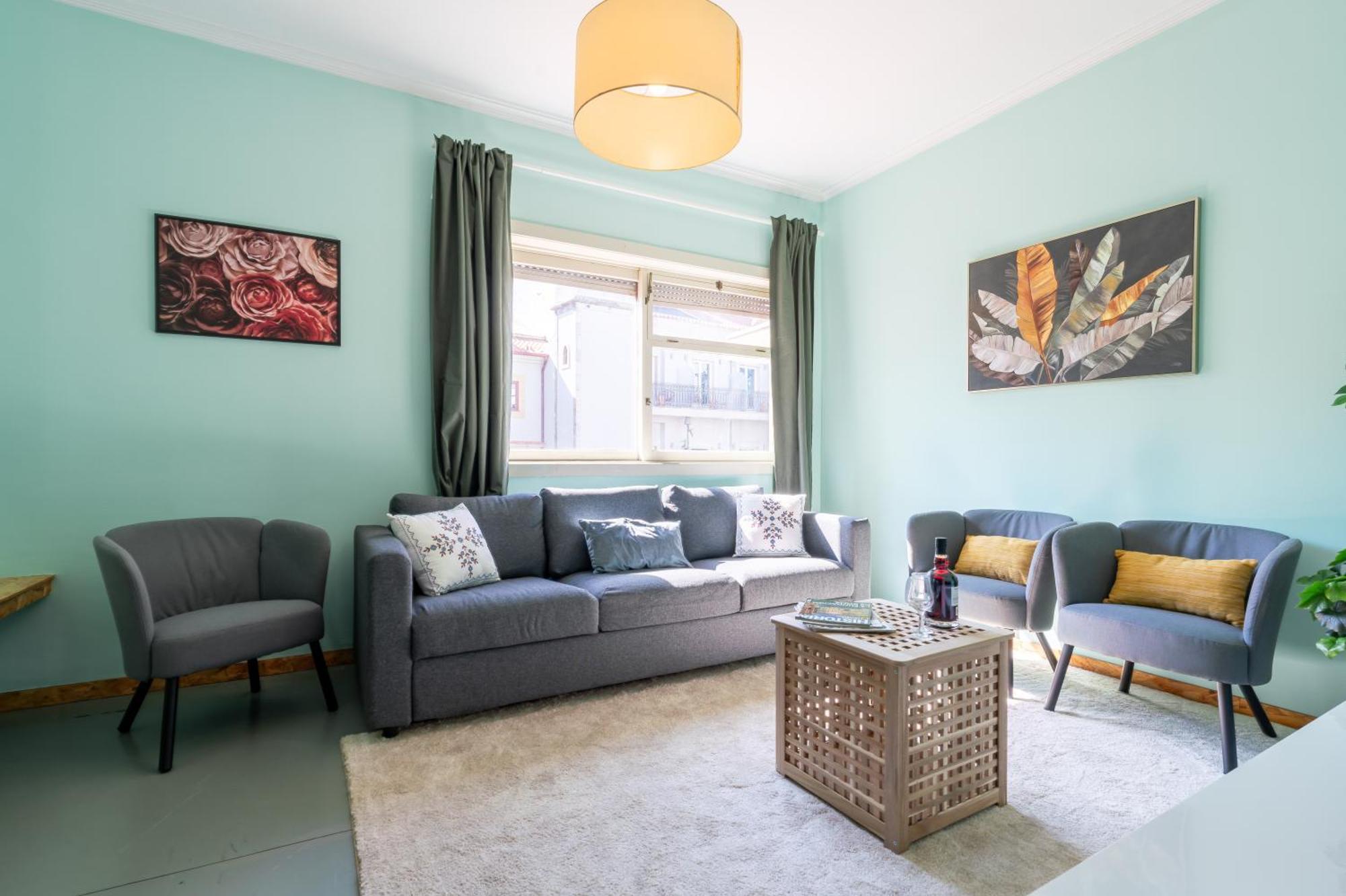 Host Wise - Colorful Bright Flat With Balcony Apartment Porto
