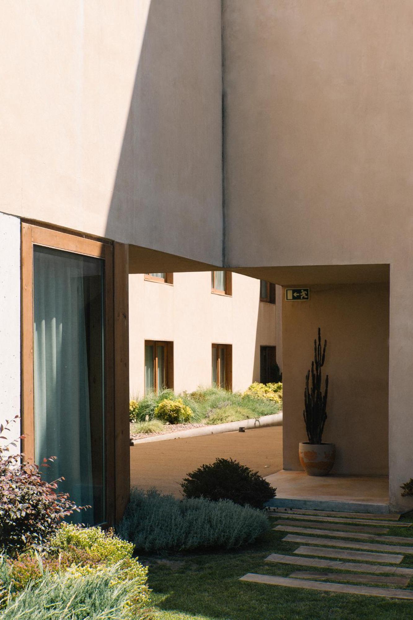 Hotel Outsite Mouco