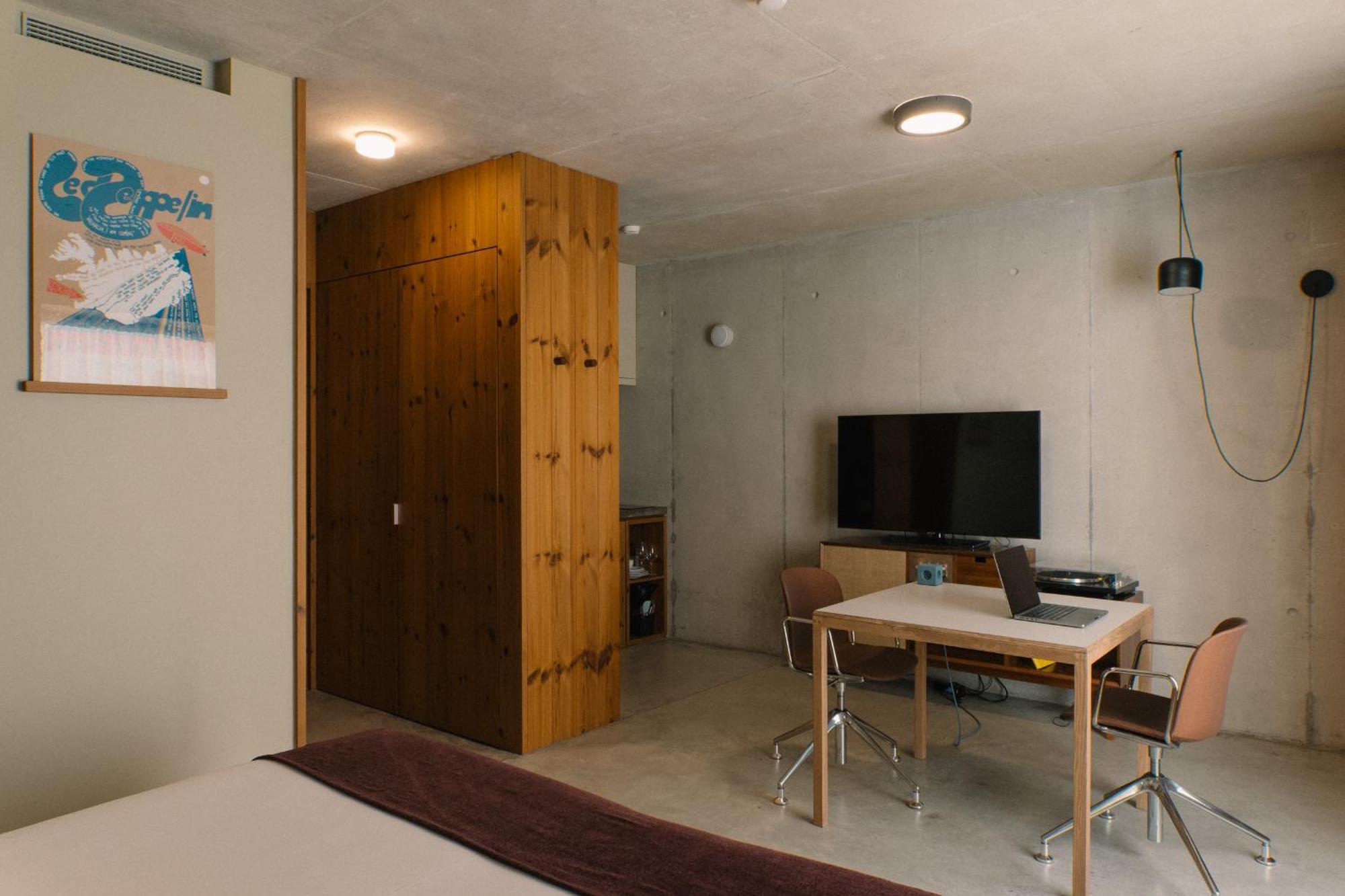 Outsite Mouco 4* Porto