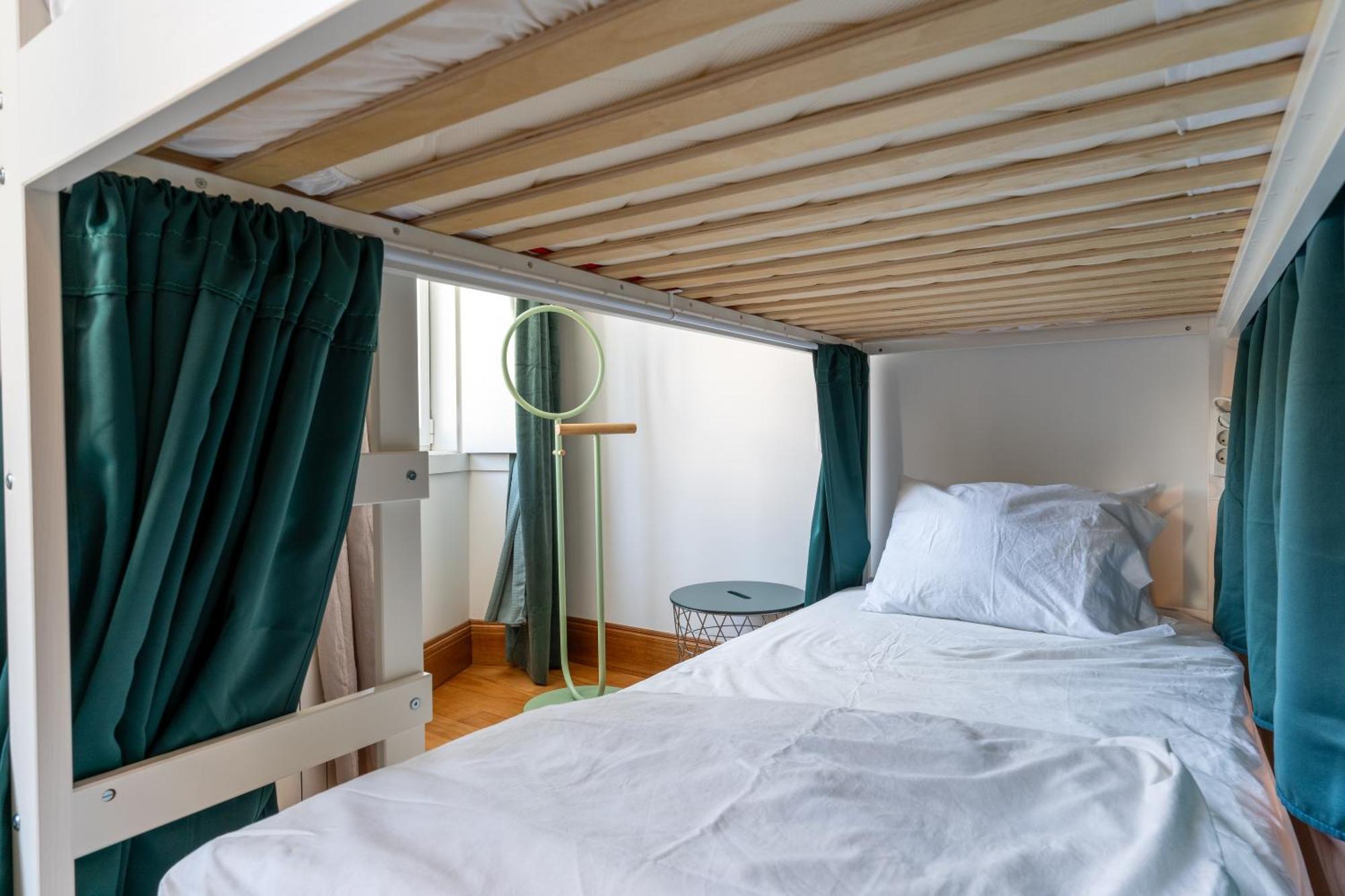 Cozy Nest *