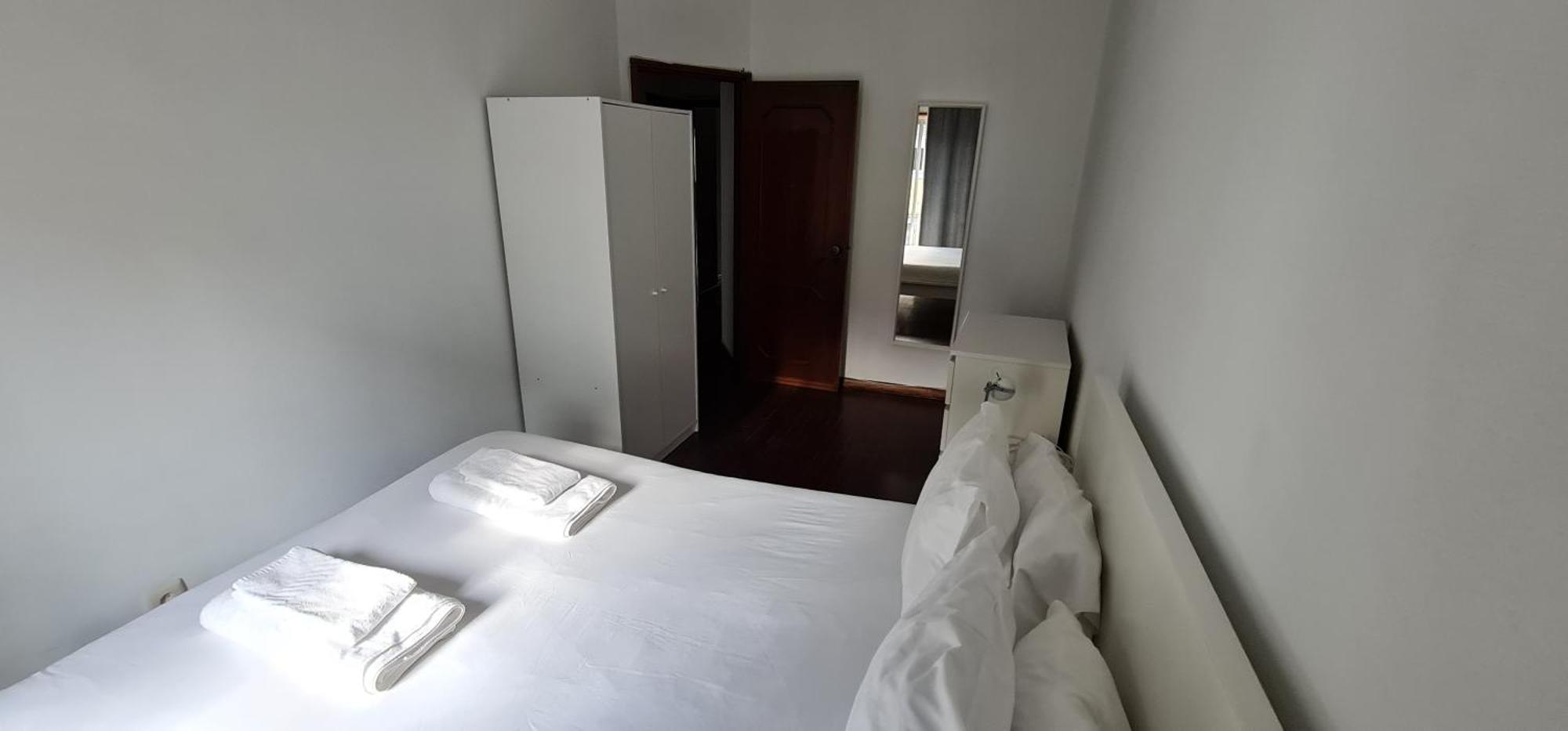Apartment Faria Guimaraes 356 -2