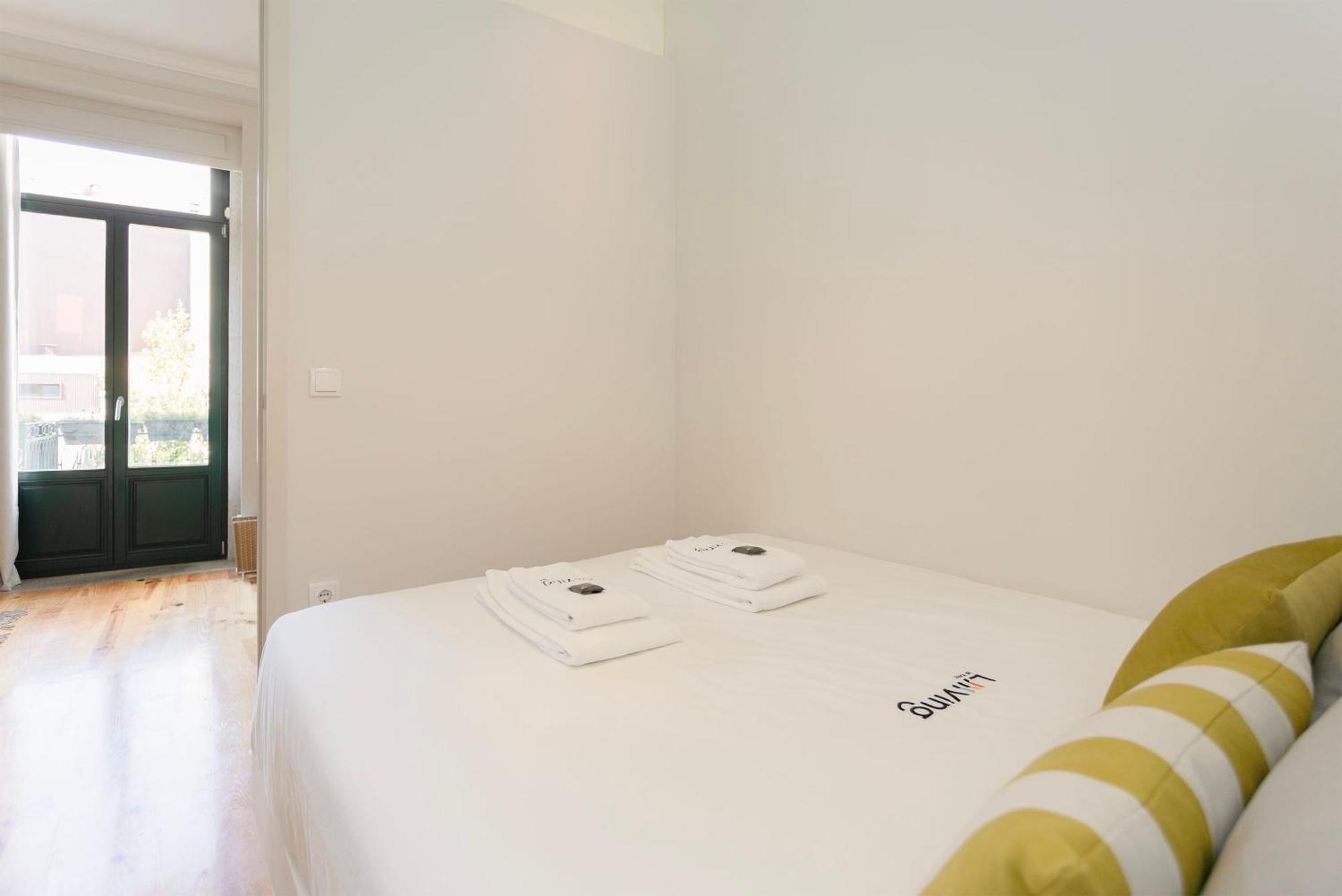 Liiiving In - Bolhao Garden Apartment *
