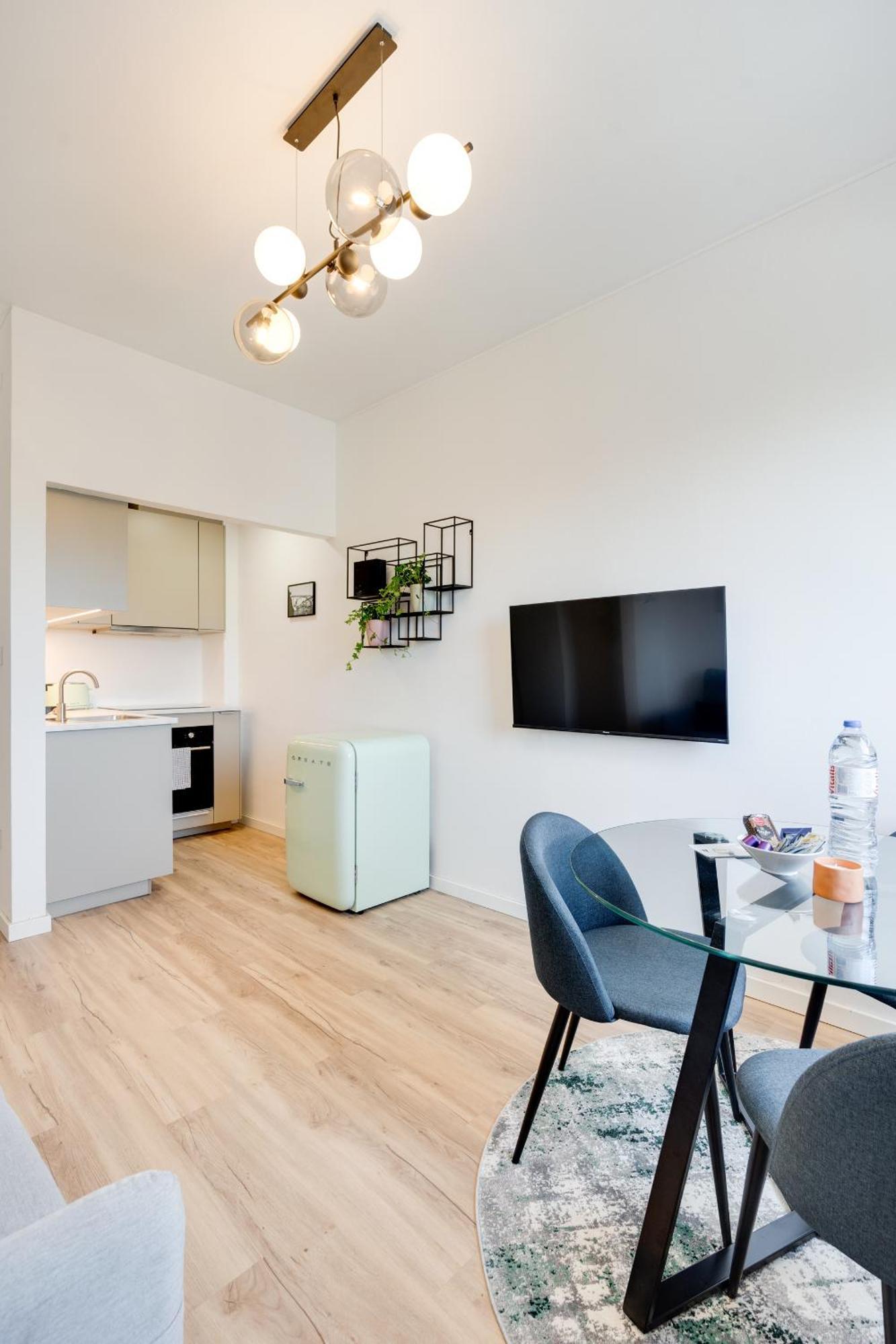 Appartement Rola Art Work Ii By Da'home *