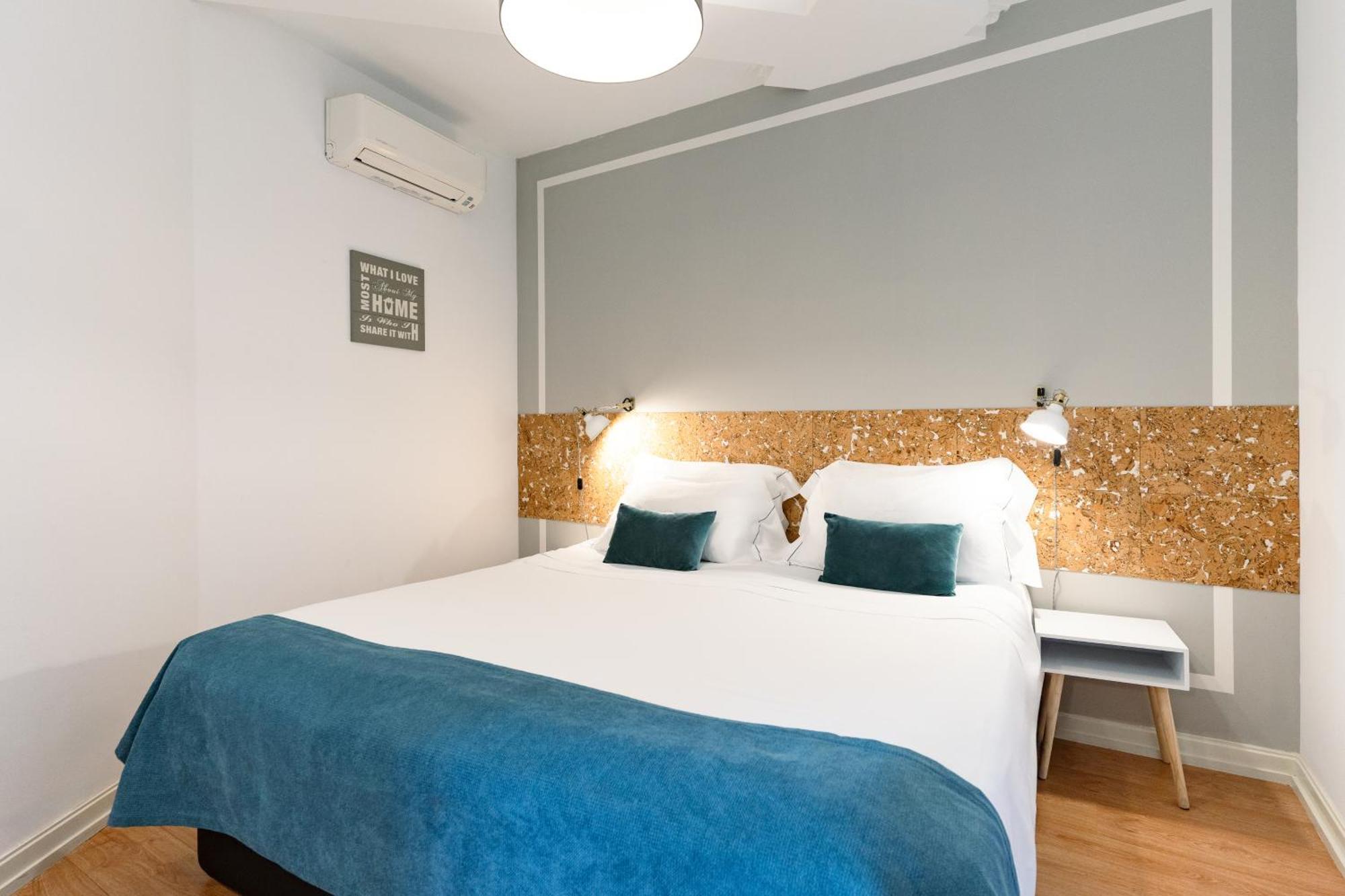 Feel Porto Downtown Apartments & Studios *