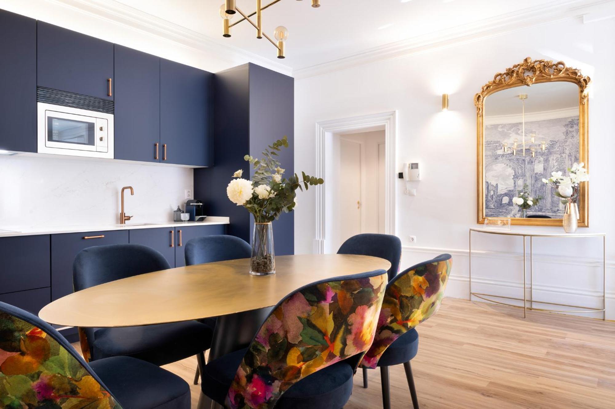 Cardosas Block Luxury