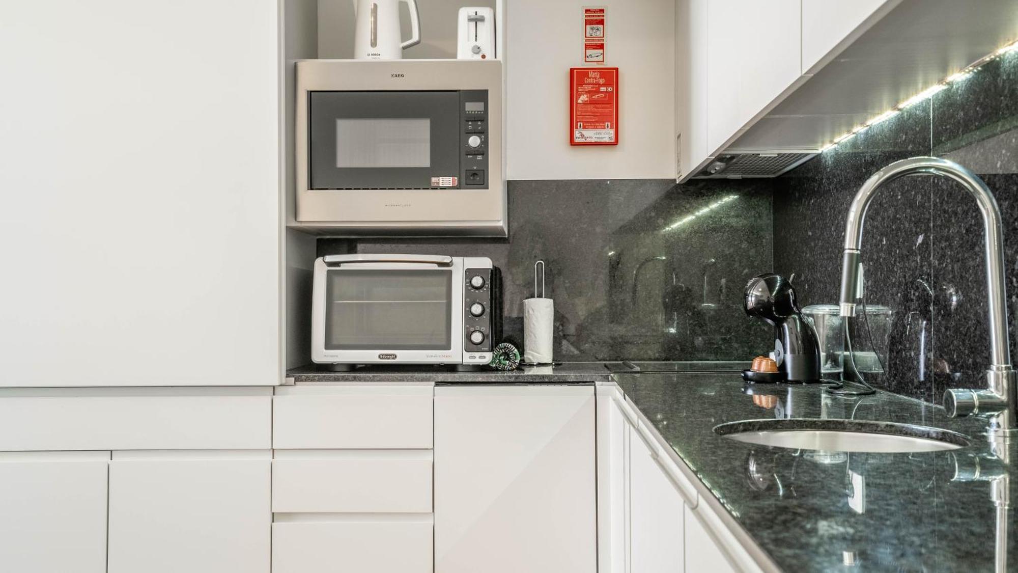 Apartment At - Aliados