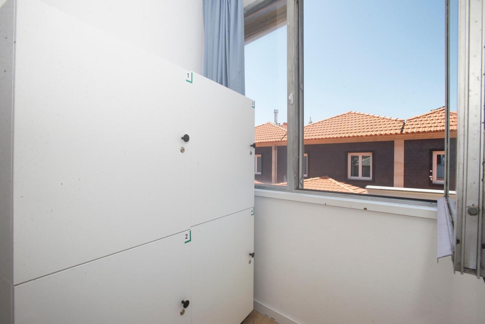 Hostel Automatic *