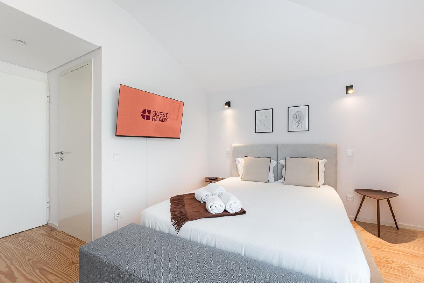Apartment Guestready - Porto's Modern Comfort *