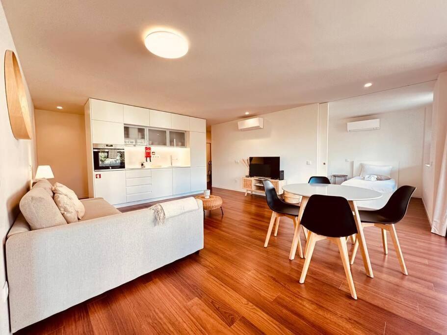 Apartment Bombarda H *