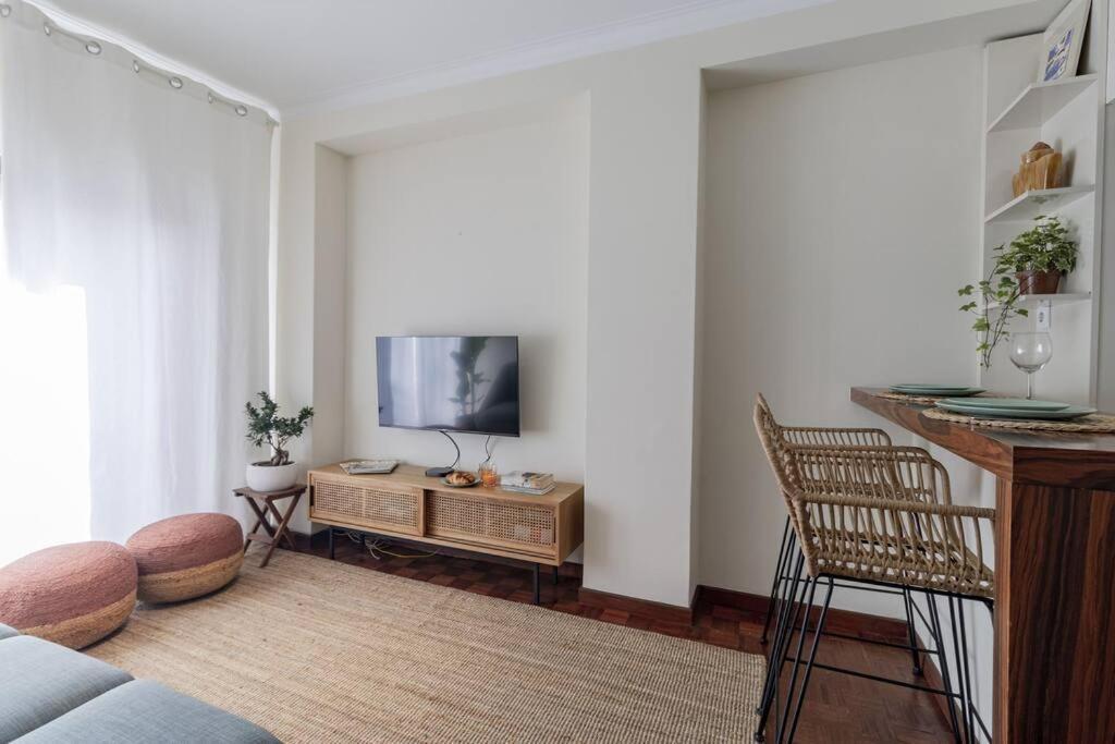 Apartment Comfy In Center