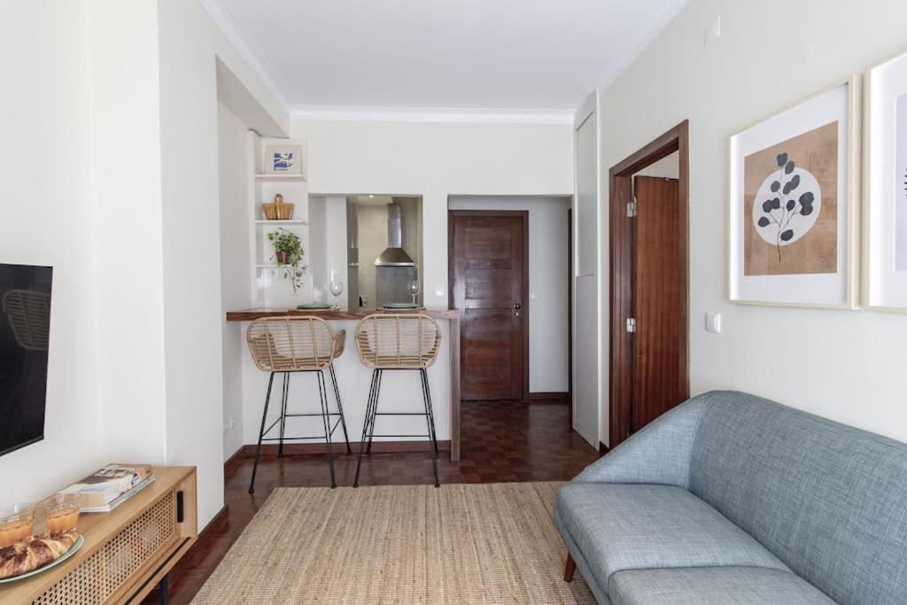 Comfy In Center Apartment *