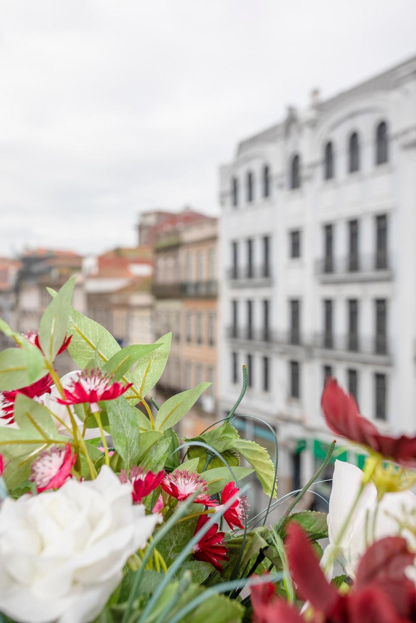 Liiiving In - Ribeira Secret Apartment Porto