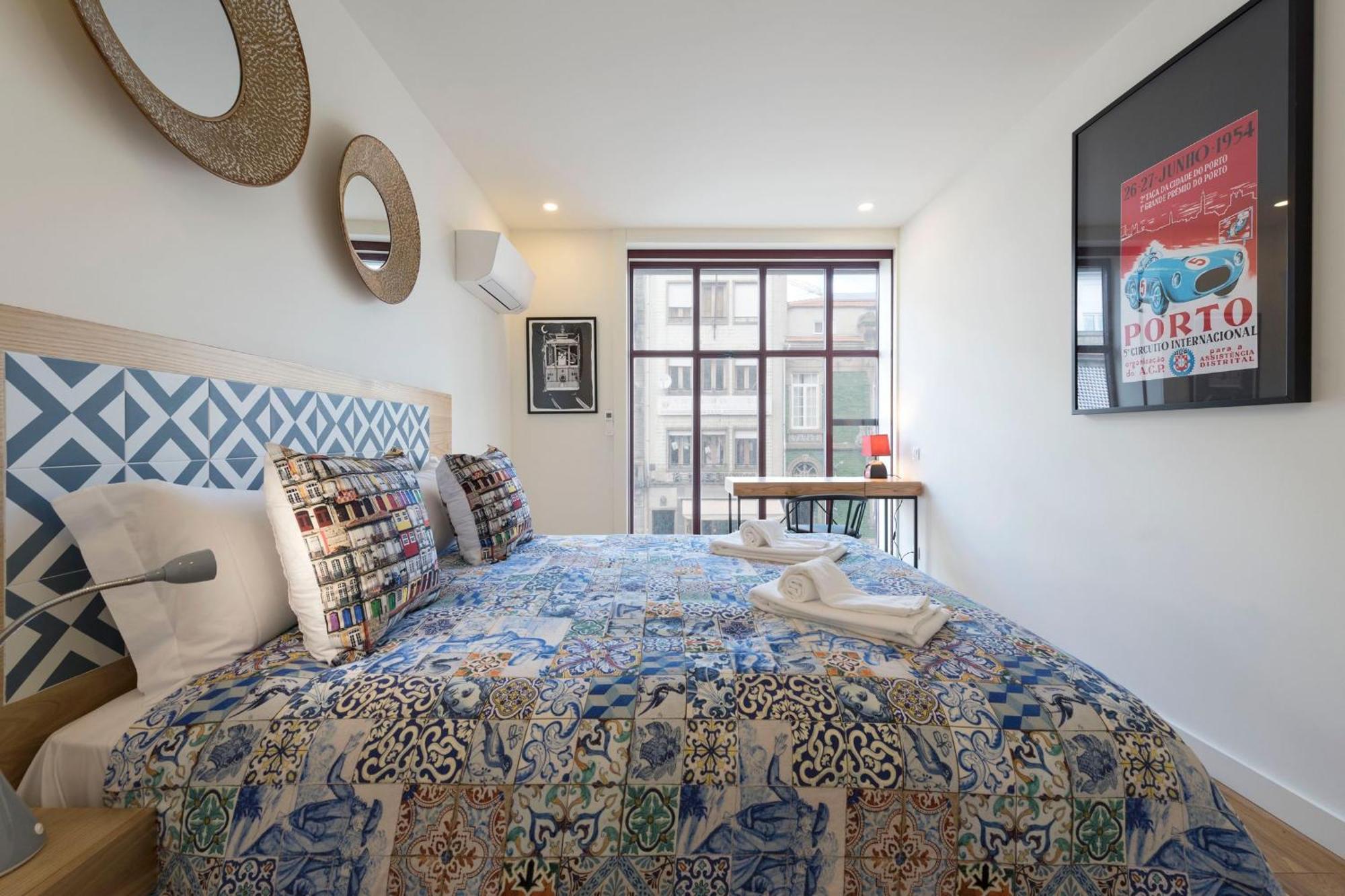 Apartment Contemporary Flat Near Sao Bento By Lovelystay *