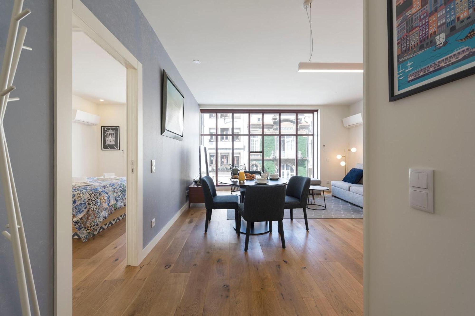 Contemporary Flat Near Sao Bento By Lovelystay Apartment