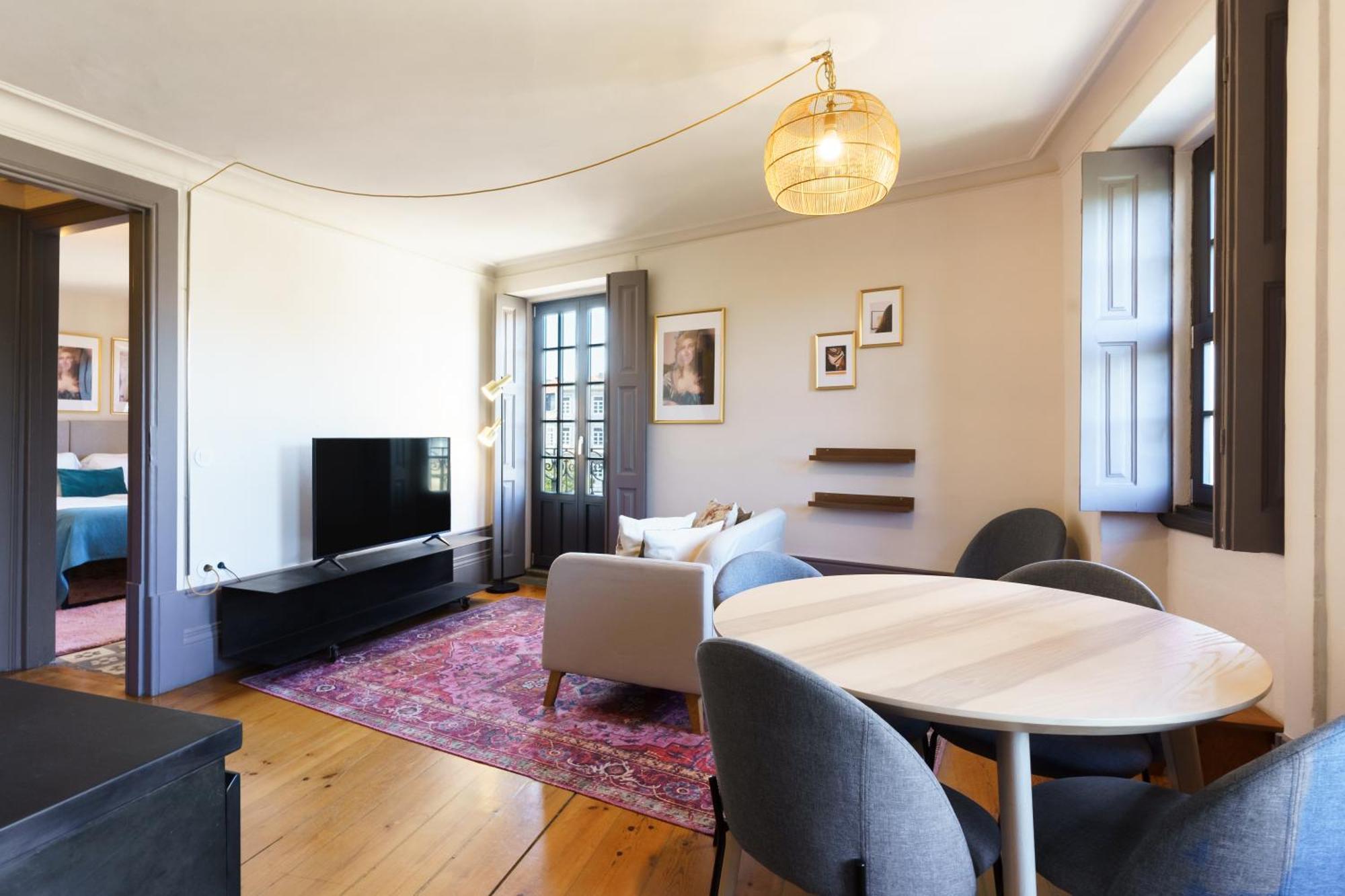 Apartamento Feel Antique Poveiros Flats