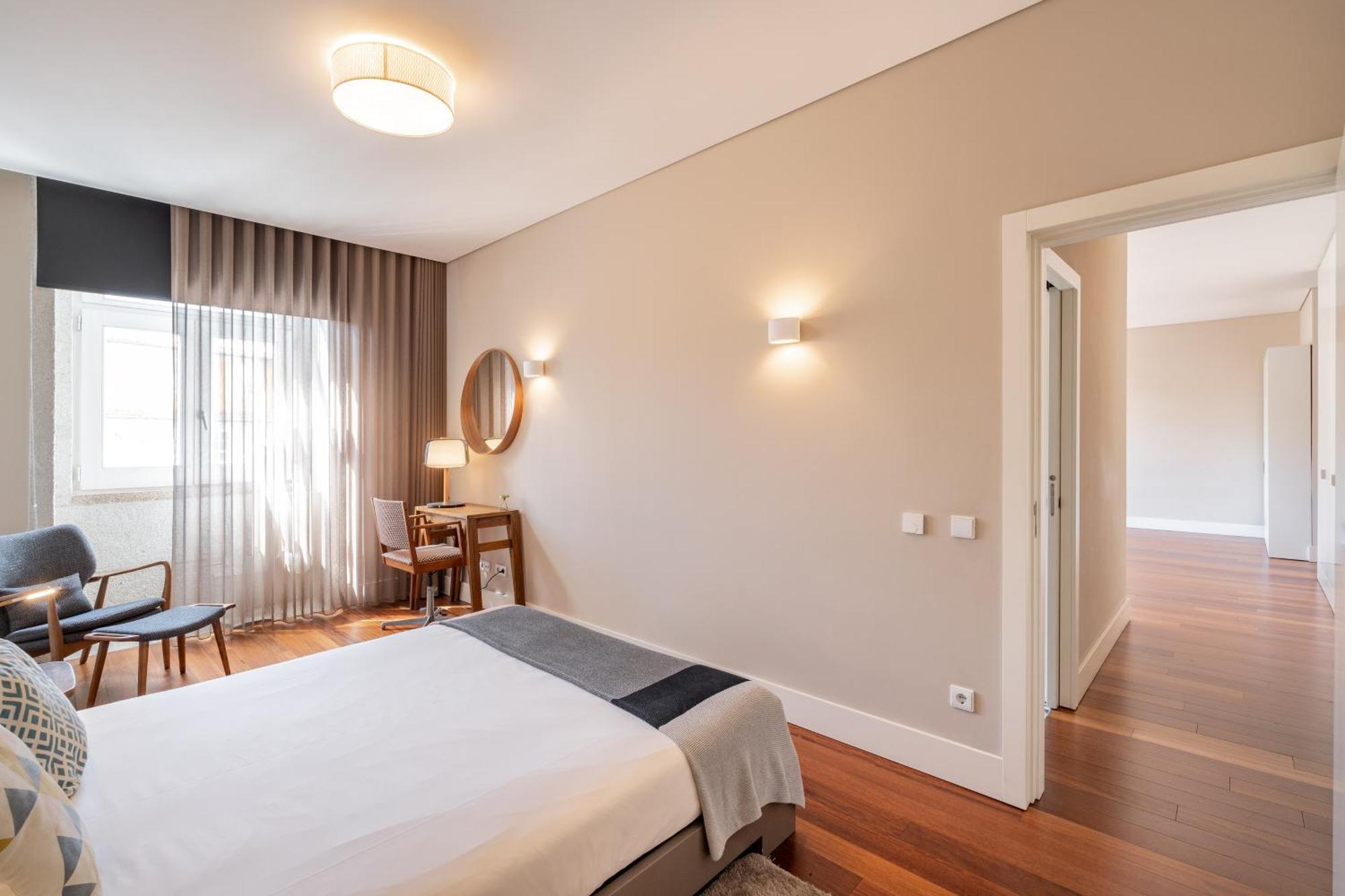 Apartment Viva Aliados Spacious & Bright Flat Porto