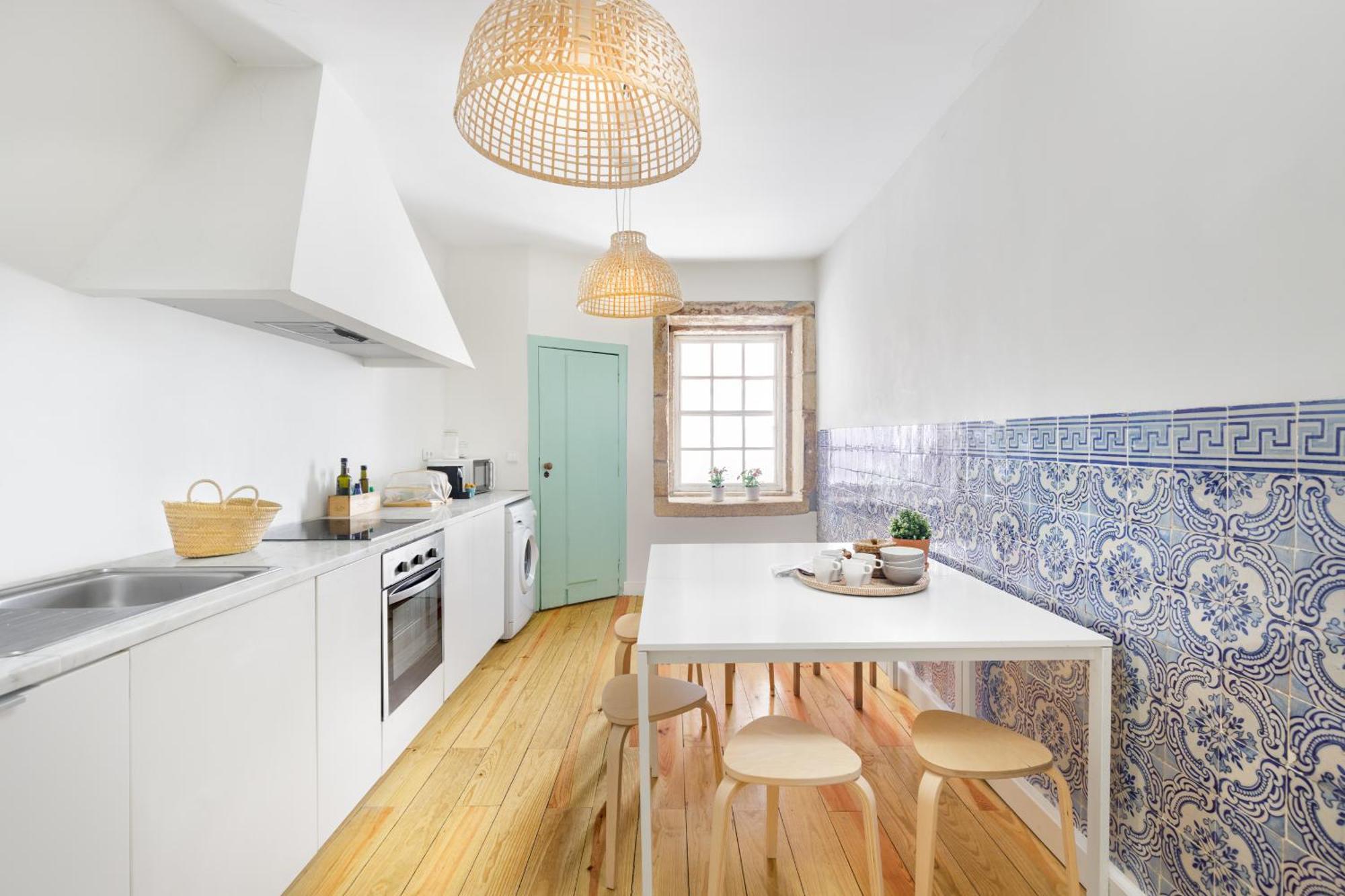 Charming Historic 31 Janeiro Street * Porto