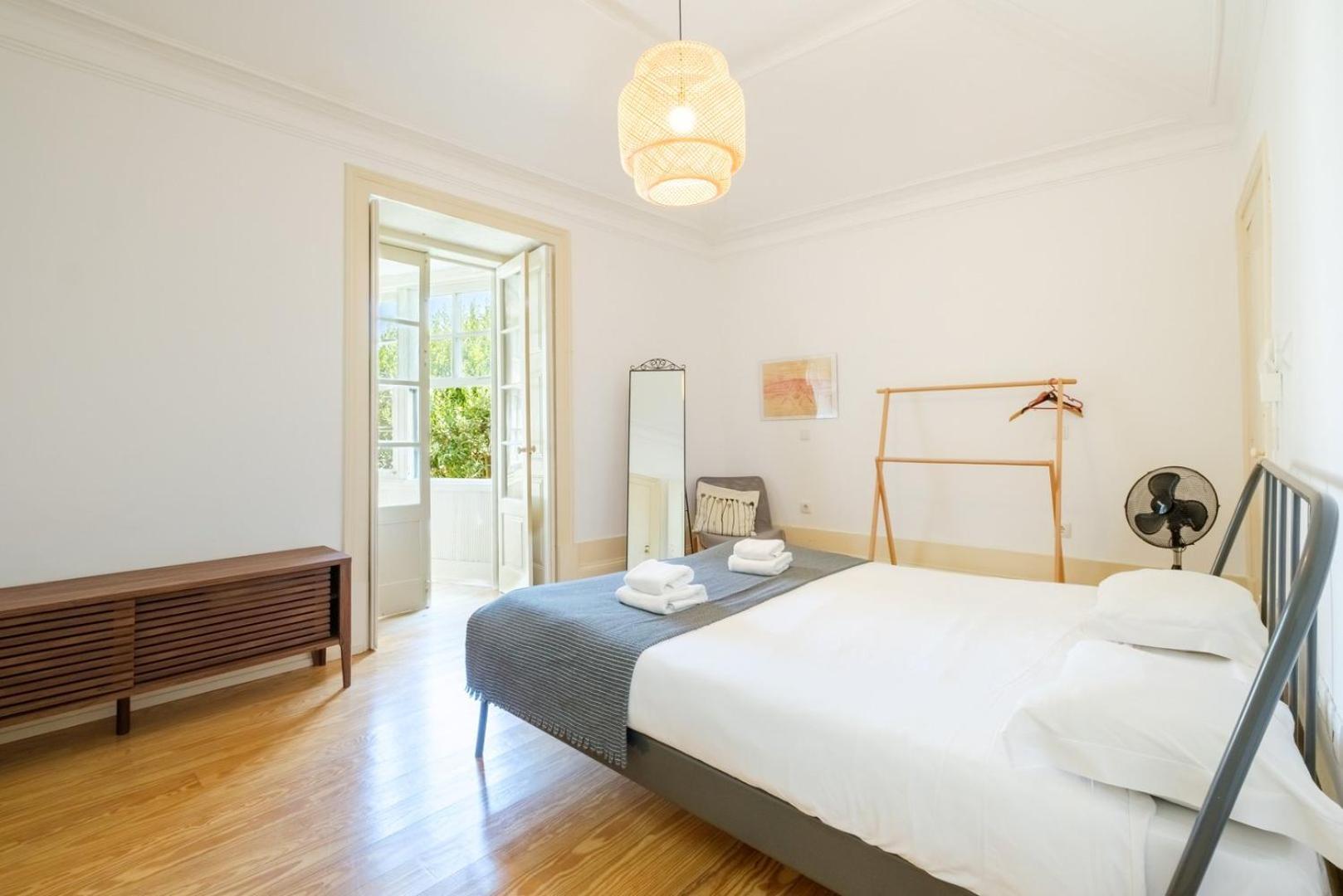 Holiday home Guestready - Historic Courtyard Townhouse