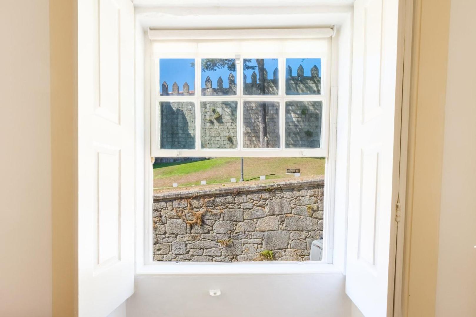 Guestready - Historic Courtyard Townhouse Holiday home Porto