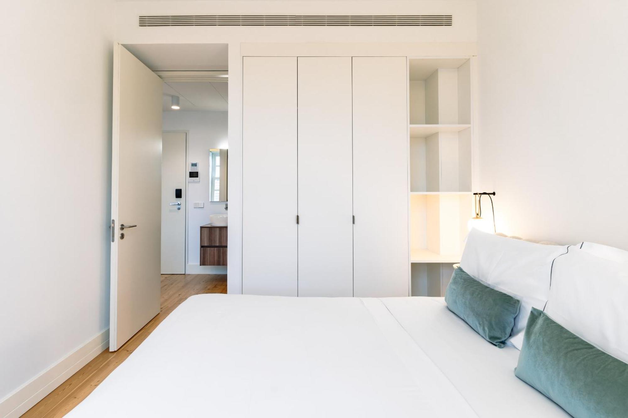 Feel Clerigos Charm Flats Apartment *