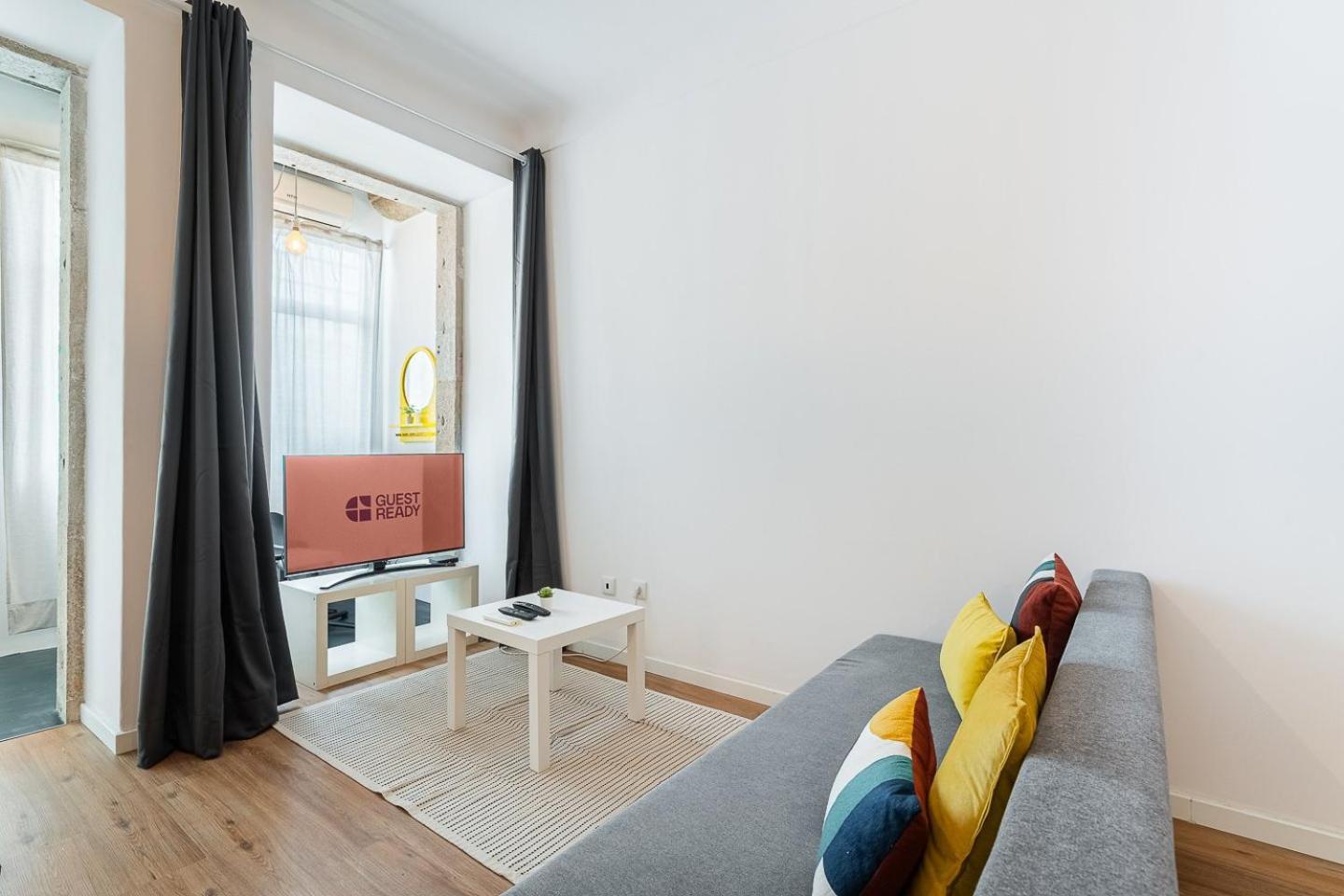 Guestready - Peaceful With A Private Backyard Apartment Porto