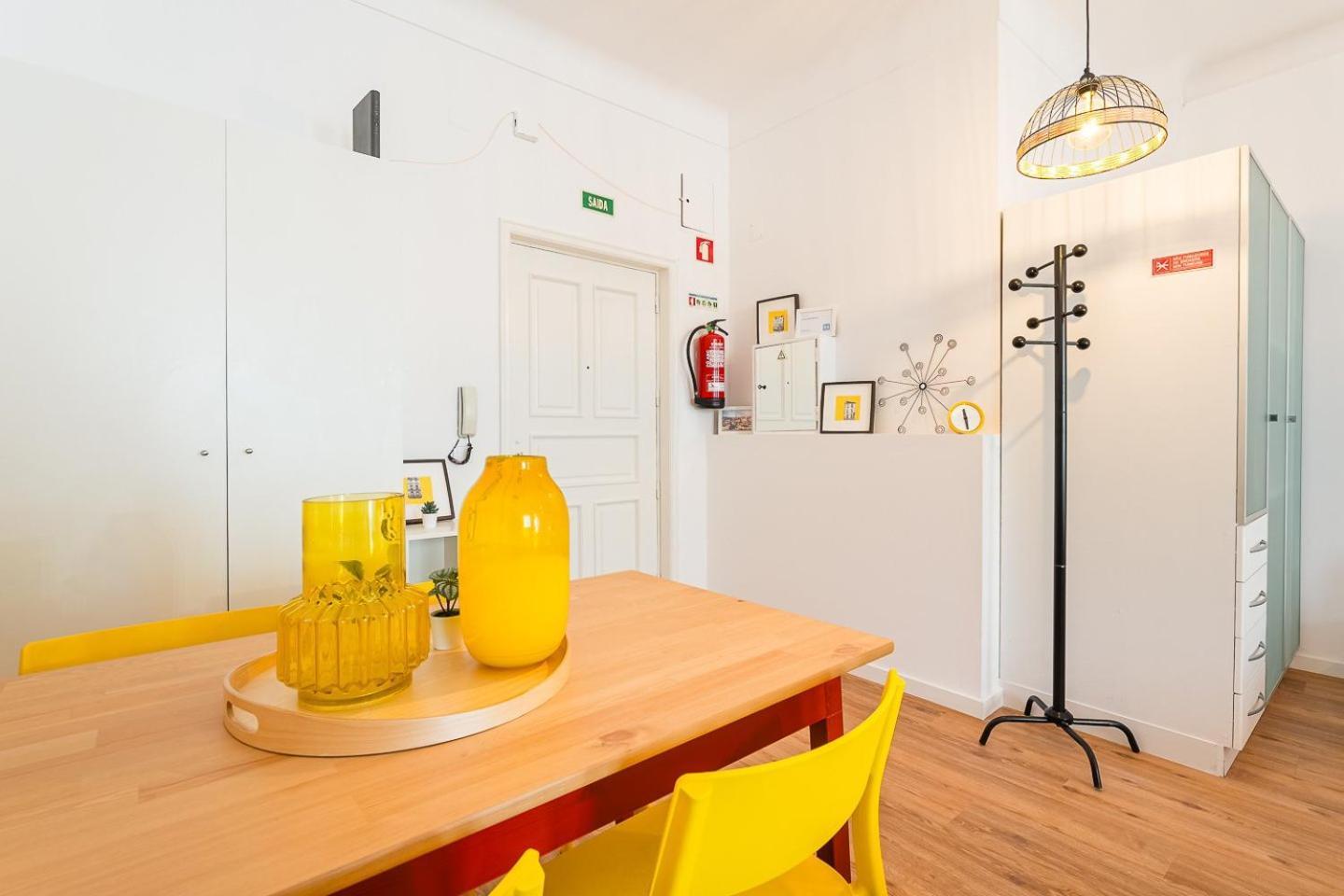Guestready - Peaceful With A Private Backyard Apartment Porto
