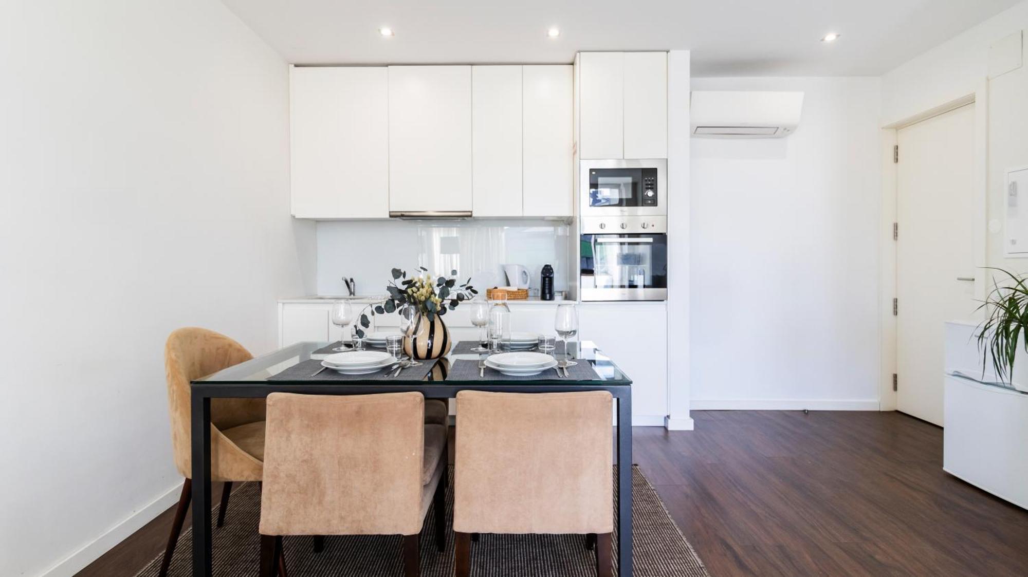 2br Wonder In The Center By Lovelystay Apartment Porto
