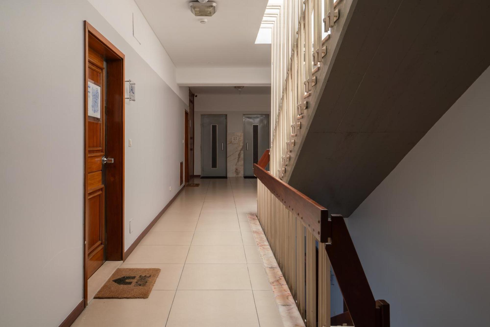 Host Wise - Sunny Bright Flat W Balcony Apartment Porto