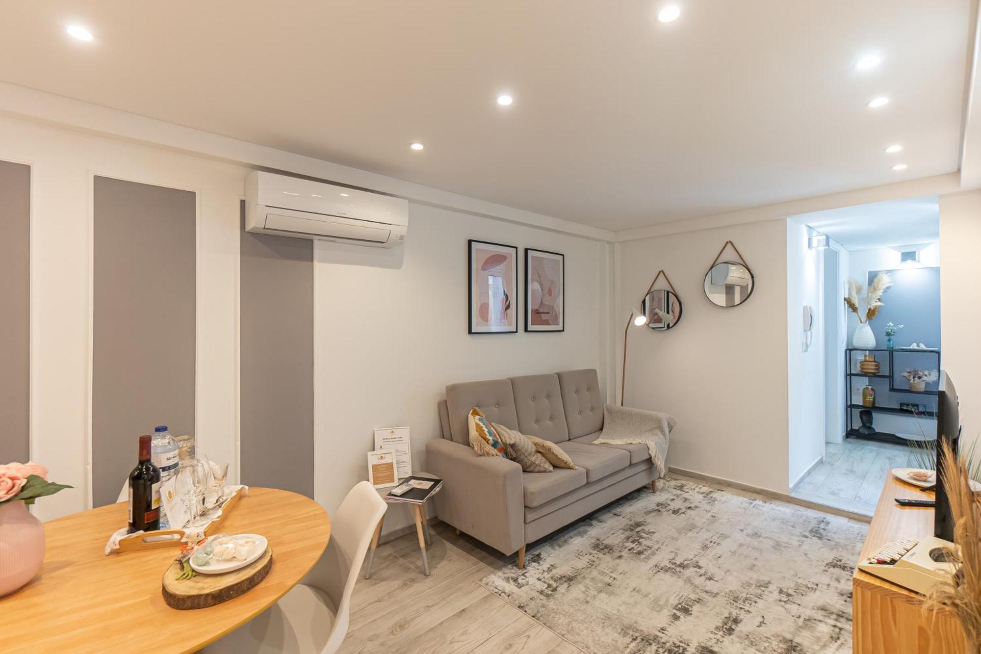 Lovely House Apartment *