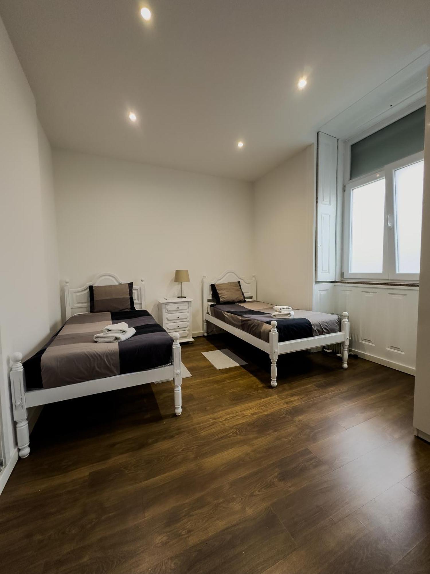 Antero De Quental 2 Aparthotel *