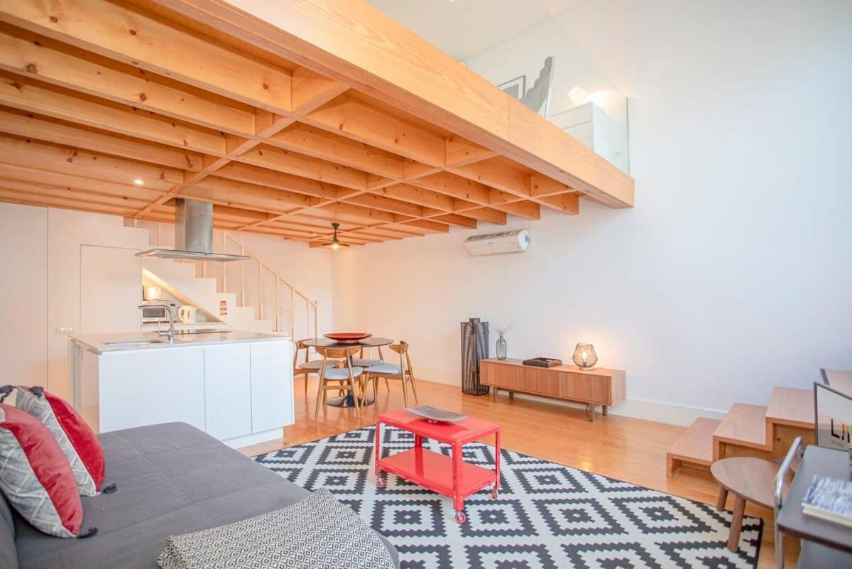 Liiiving In - Garden Light Mezzanine *