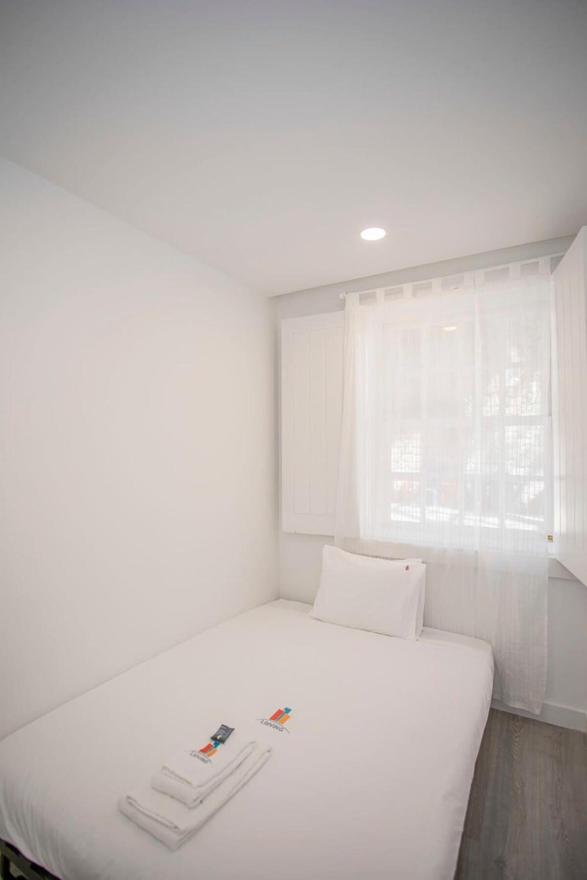 Apartment Liiiving In - Ribeira Riverside Porto