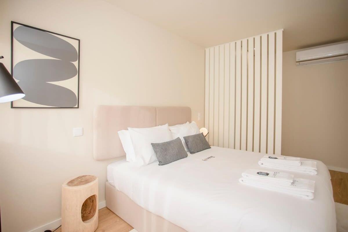 Apartment Liiiving In - Uptown Pearl *