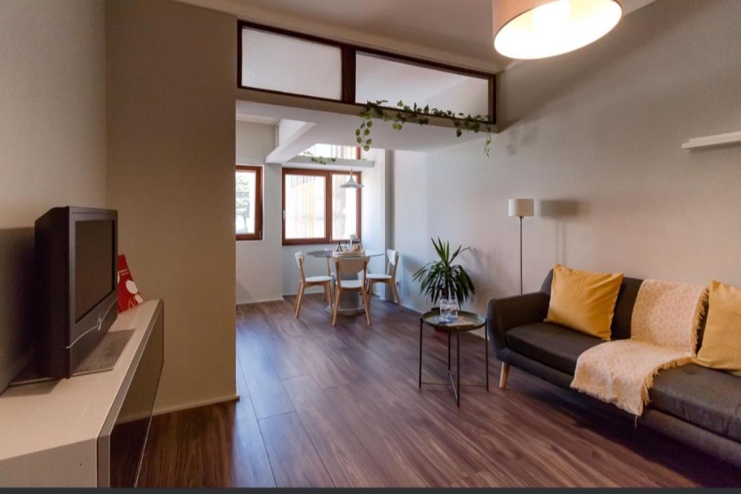 Trindade Central Duplex Porto