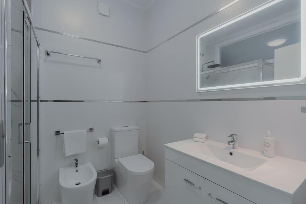 1br With Ac Near Palacio De Cristal