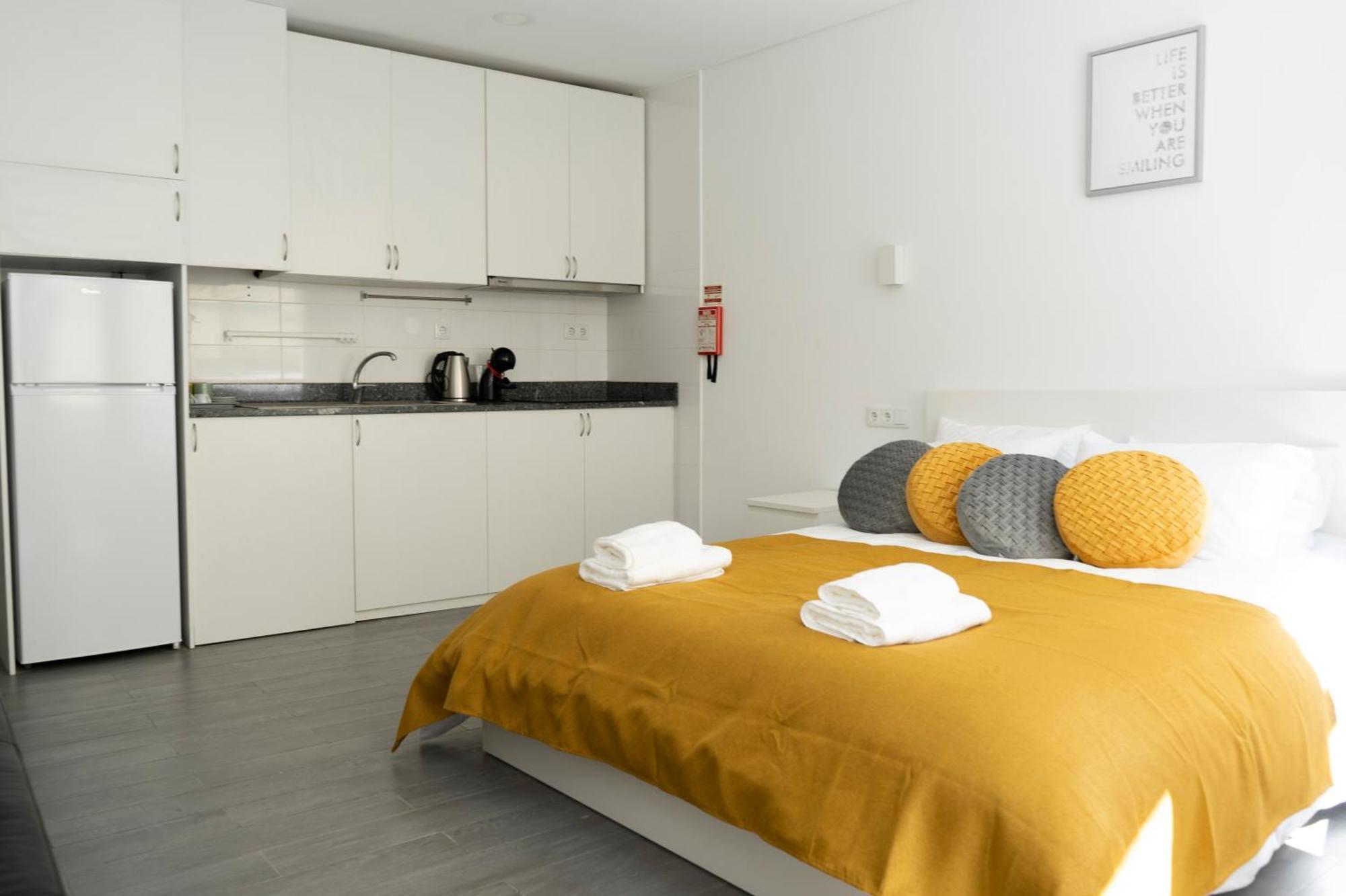 Almada Downtown 101 Apartment Porto