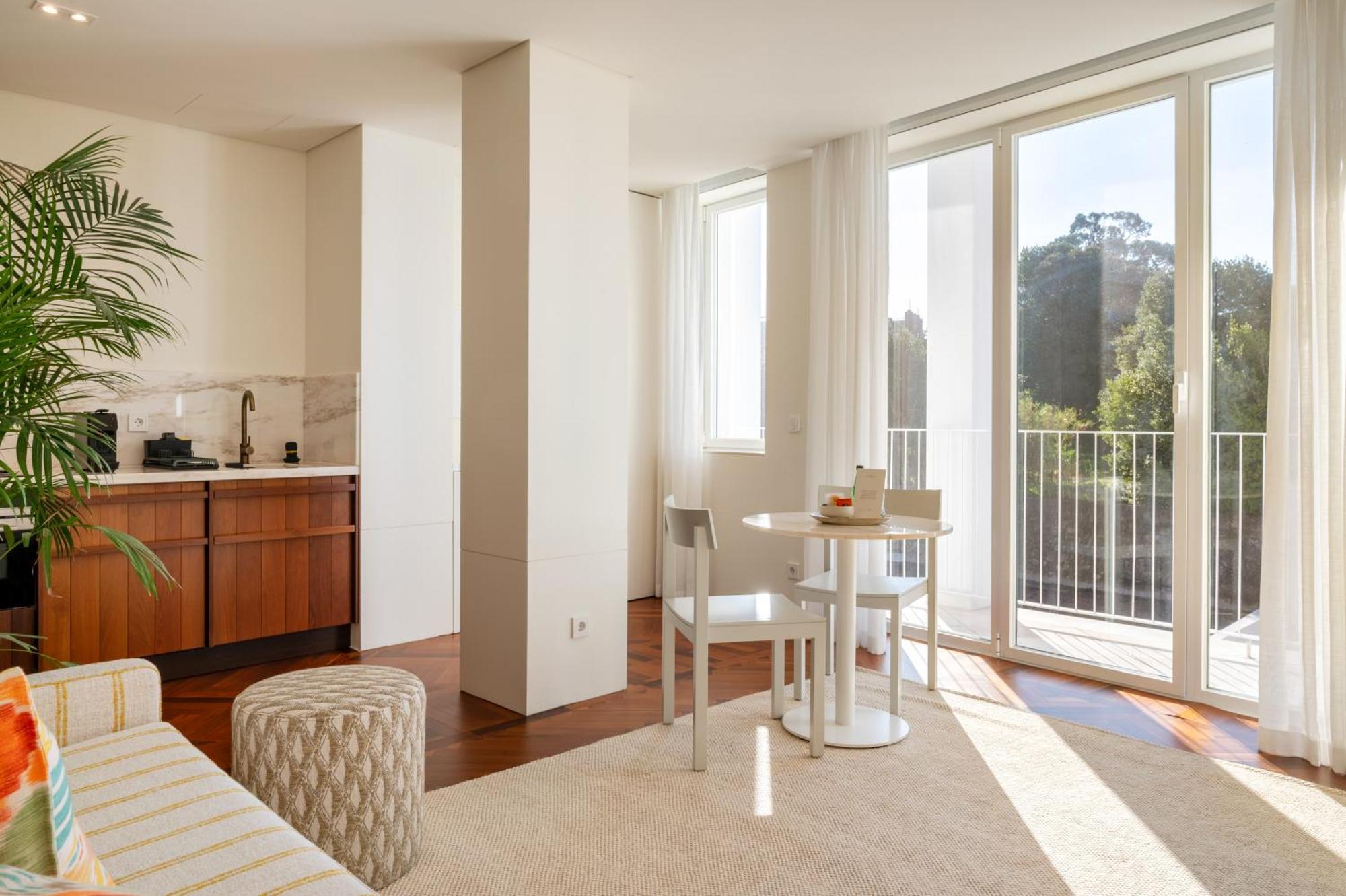 Catarina Luxury Aparthotel