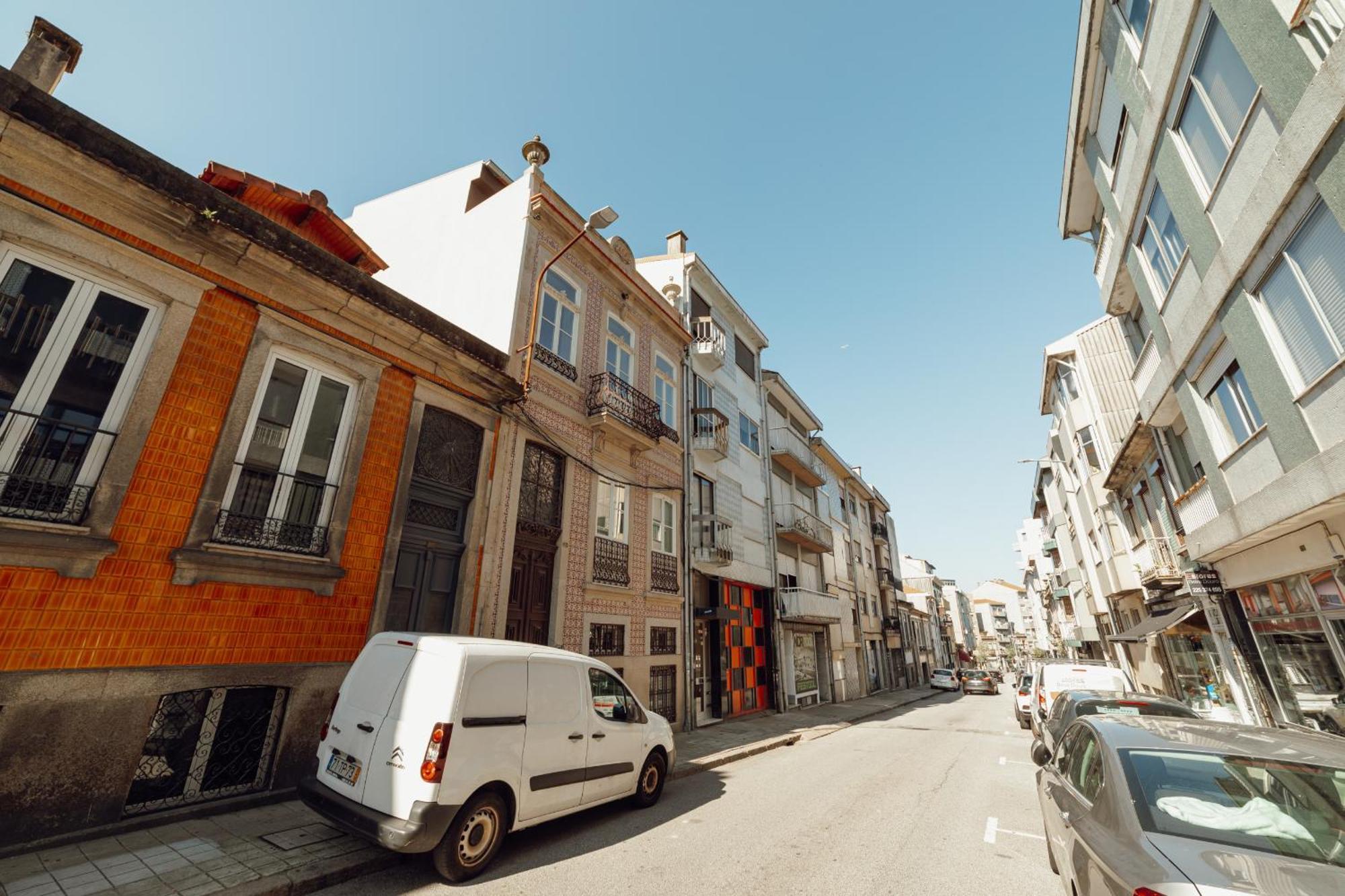 24 Agosto Amazing Triplex By Vacationy * Porto