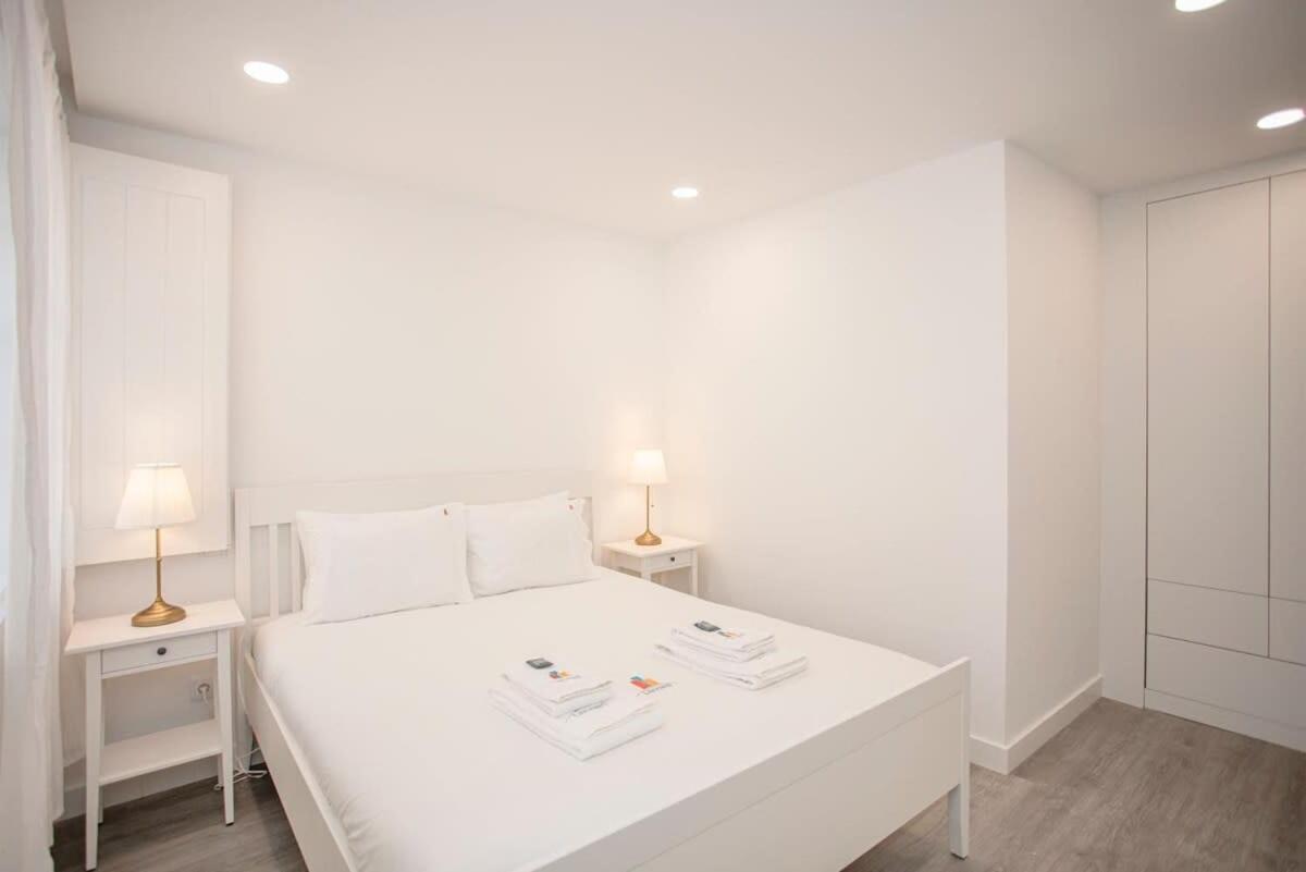 Apartment Liiiving In - Ribeira Riverside Porto