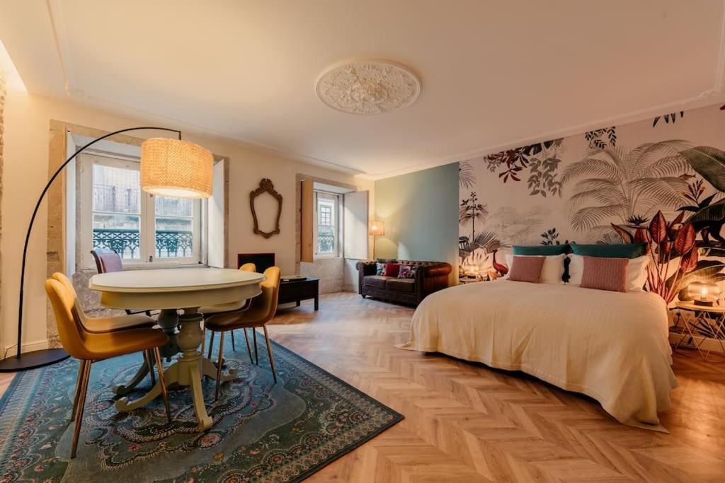 Apartment 90 *