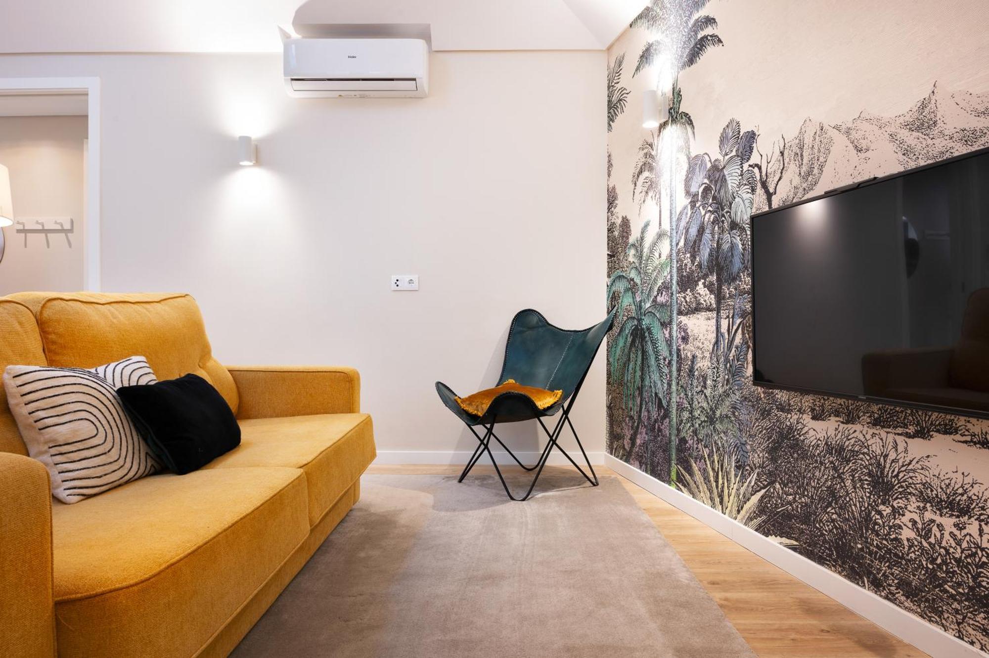 Savannah Apartment, By Bolhao Residences Apartment *