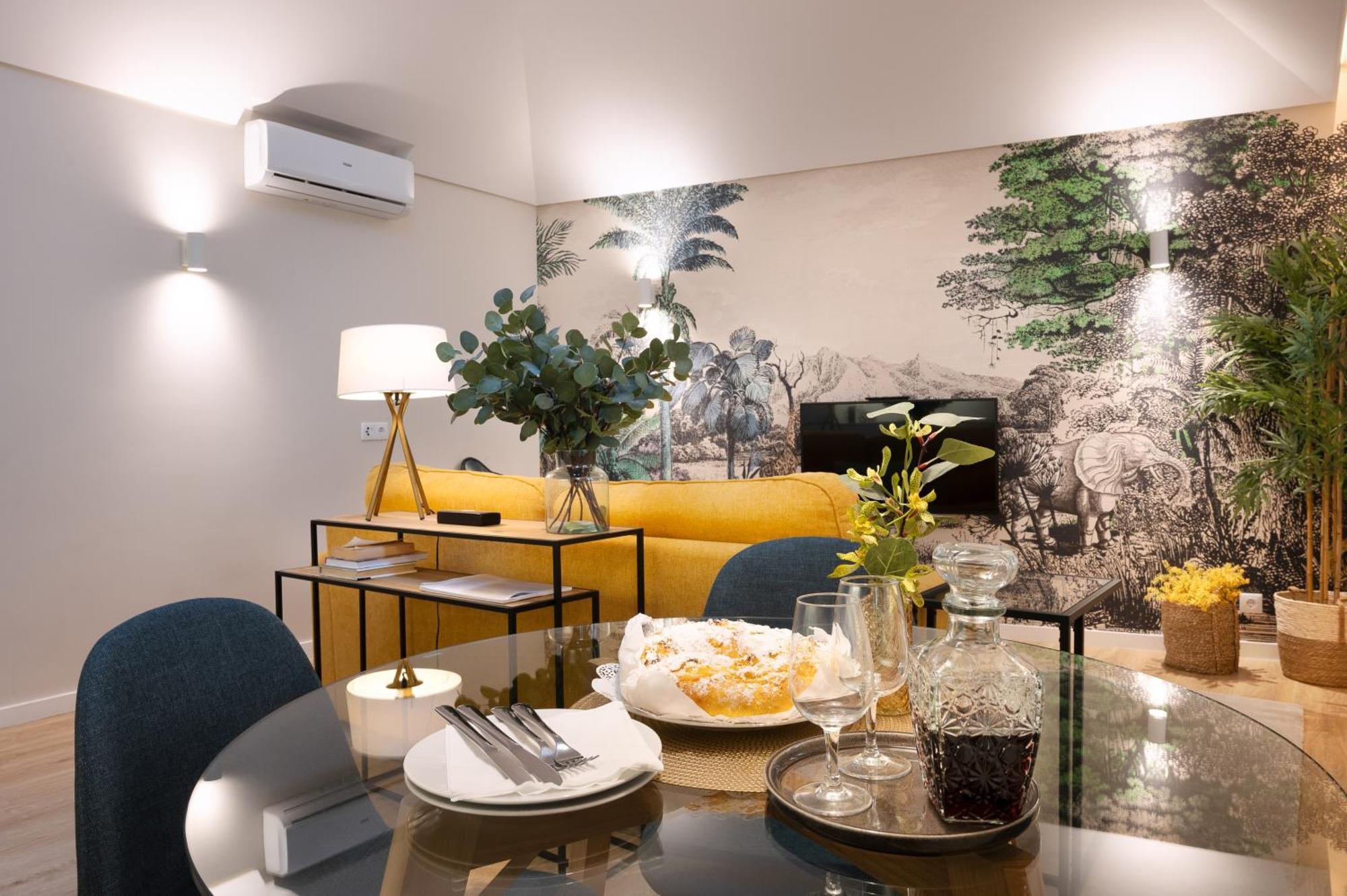 Savannah Apartment, By Bolhao Residences Apartment *