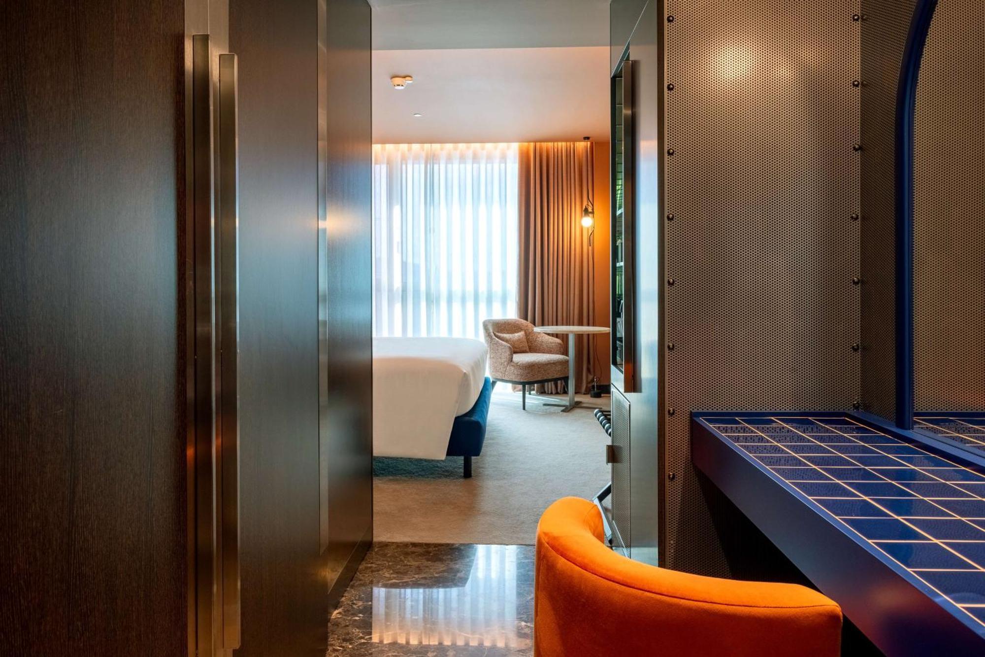 Cenica Hotel, Curio Collection By Hilton Porto