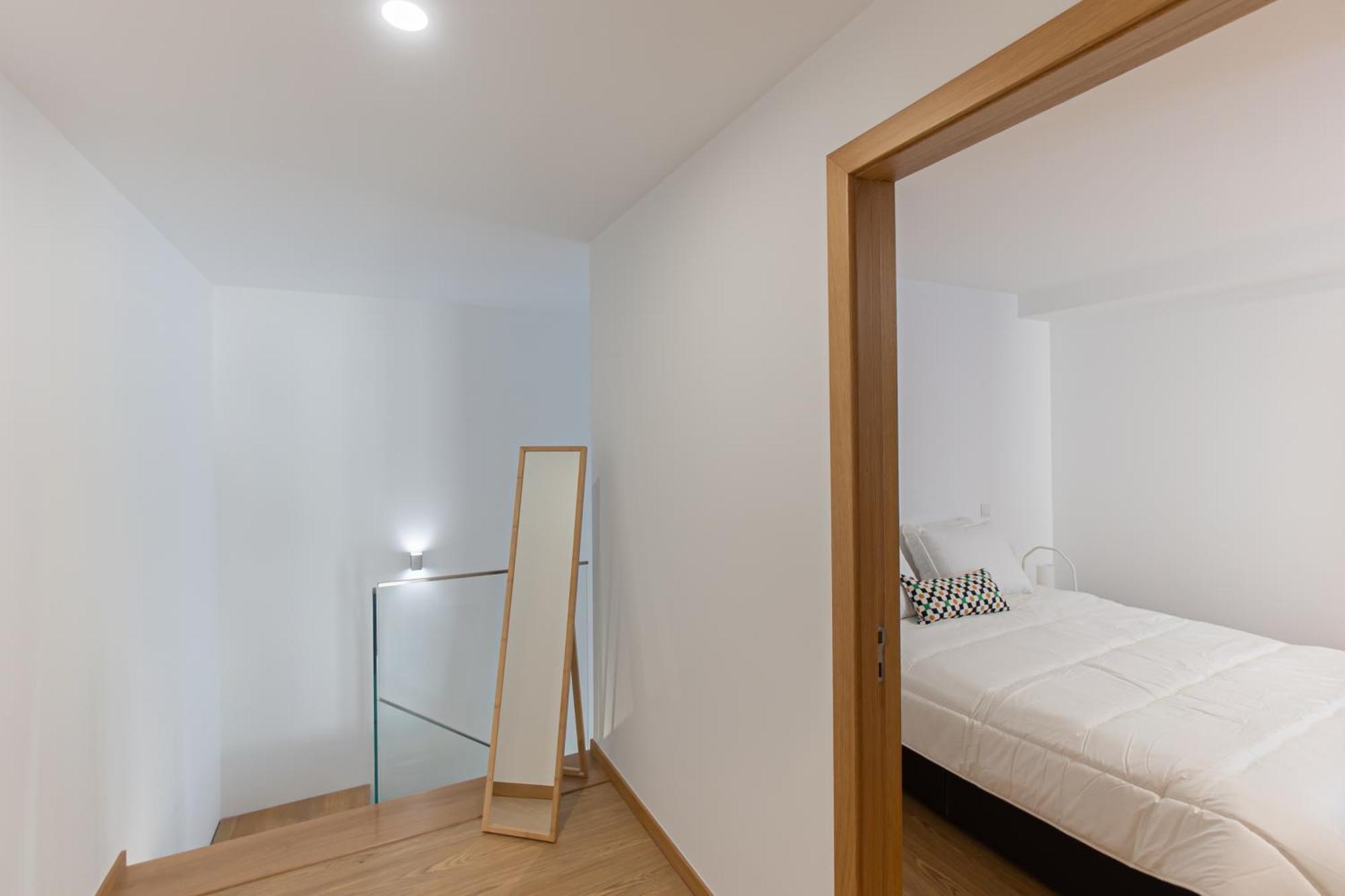 Host Wise - Urban Comfort House Holiday home *