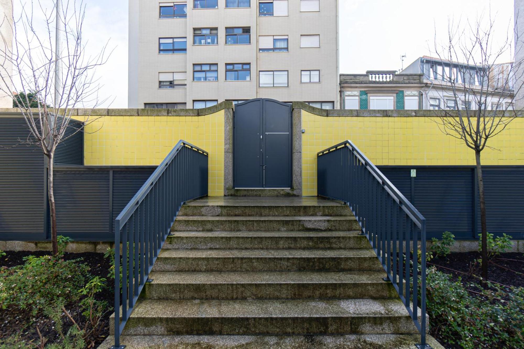 Host Wise - Urban Comfort House Porto