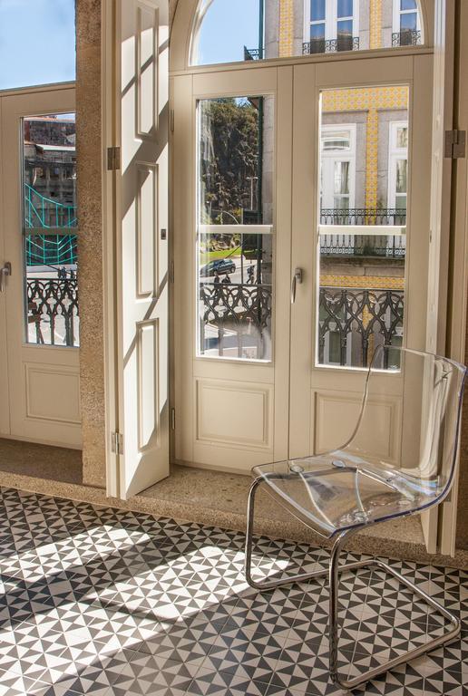 Cardosas Charming With Balconies Porto