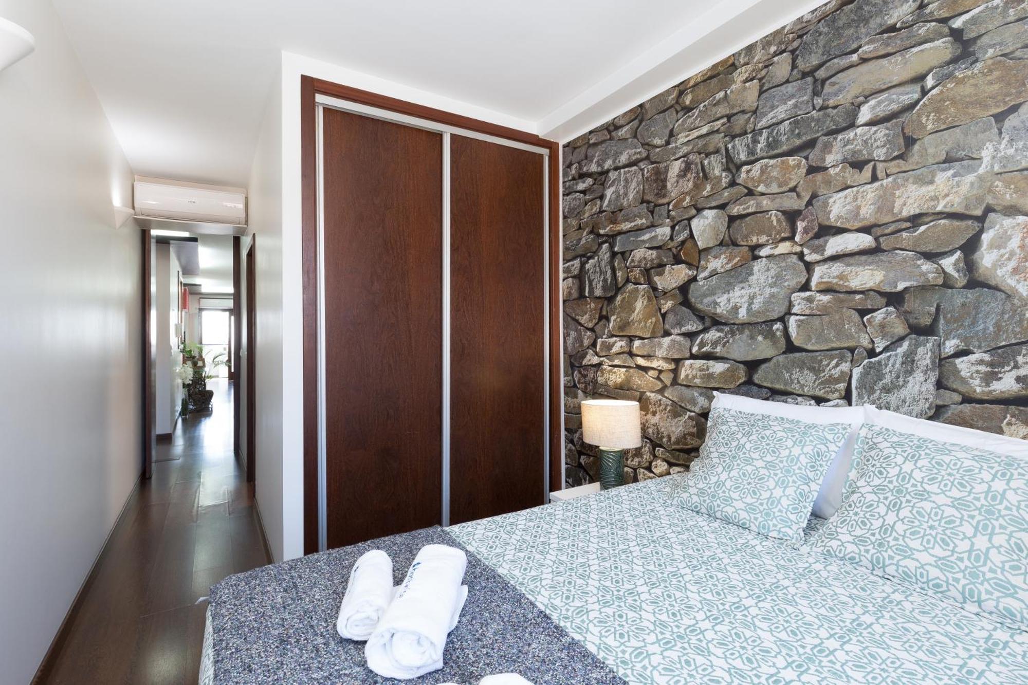 Apartment Host Wise Porto