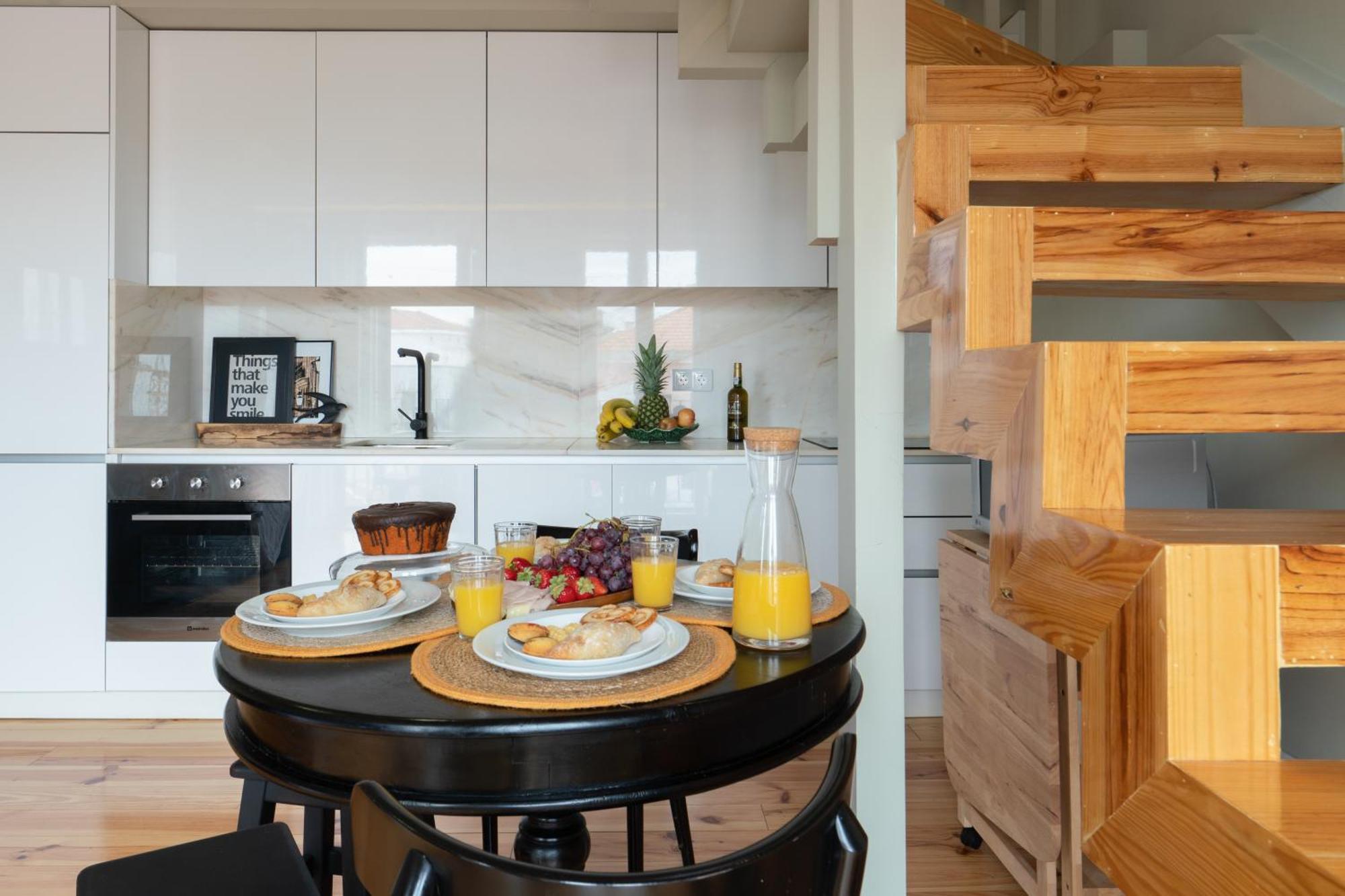 Host Wise - Modern Design Duplex W Balcony Porto