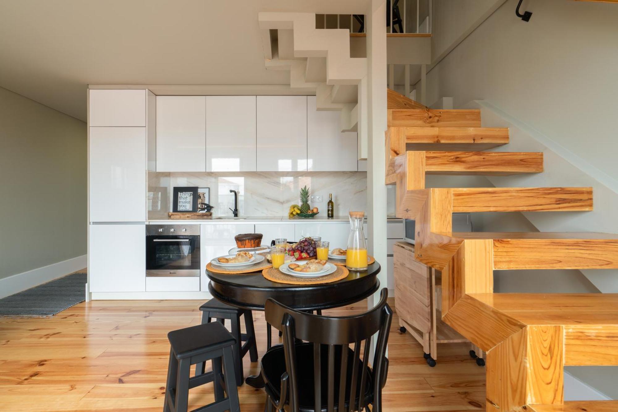 Host Wise - Modern Design Duplex W Balcony Apartment Porto